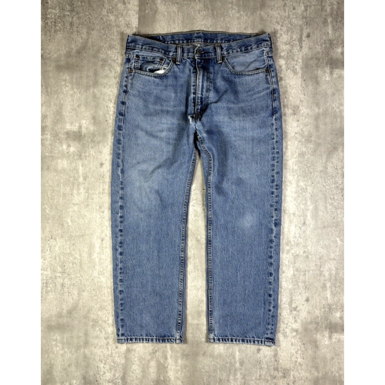 Levi's VINTAGE Levi's 505 Jeans Straight Denim 36x29 Men Regular 90s USA Retro Medium Blue Cotton Jeans Size US 36 / EU 52 - 4 Thumbnail