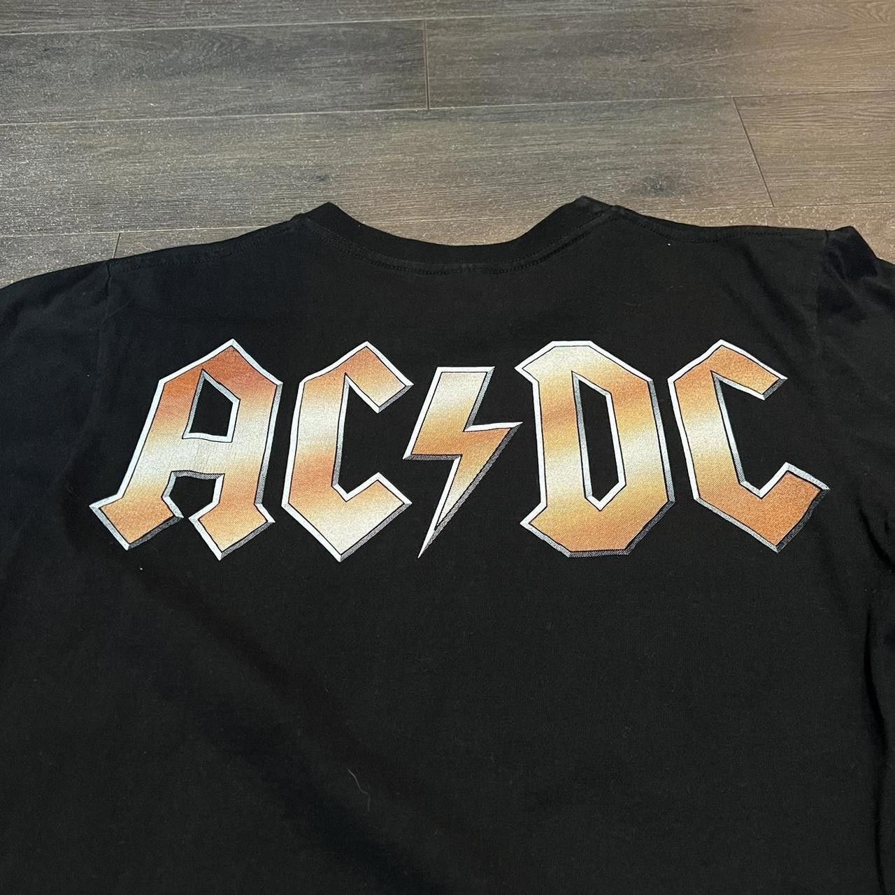 Designer Vintage Acdc Hells Bells T Shirt 00s Medium Size US M / EU 48-50 / 2 - 3 Thumbnail