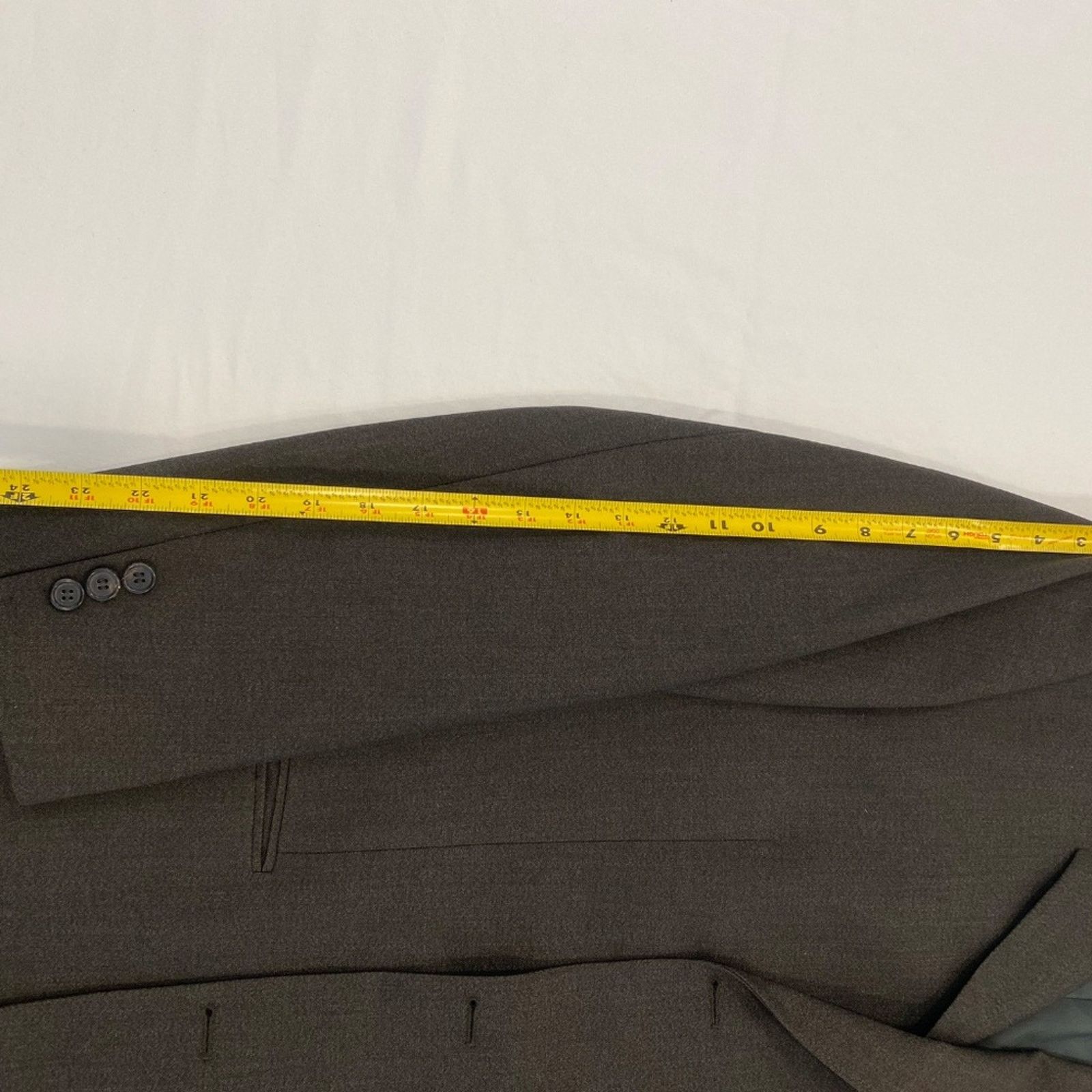 Hugo Boss Hugo Boss Three-Button Super 100 Virgin Wool Blazer - 42R Size 42R - 11 Thumbnail