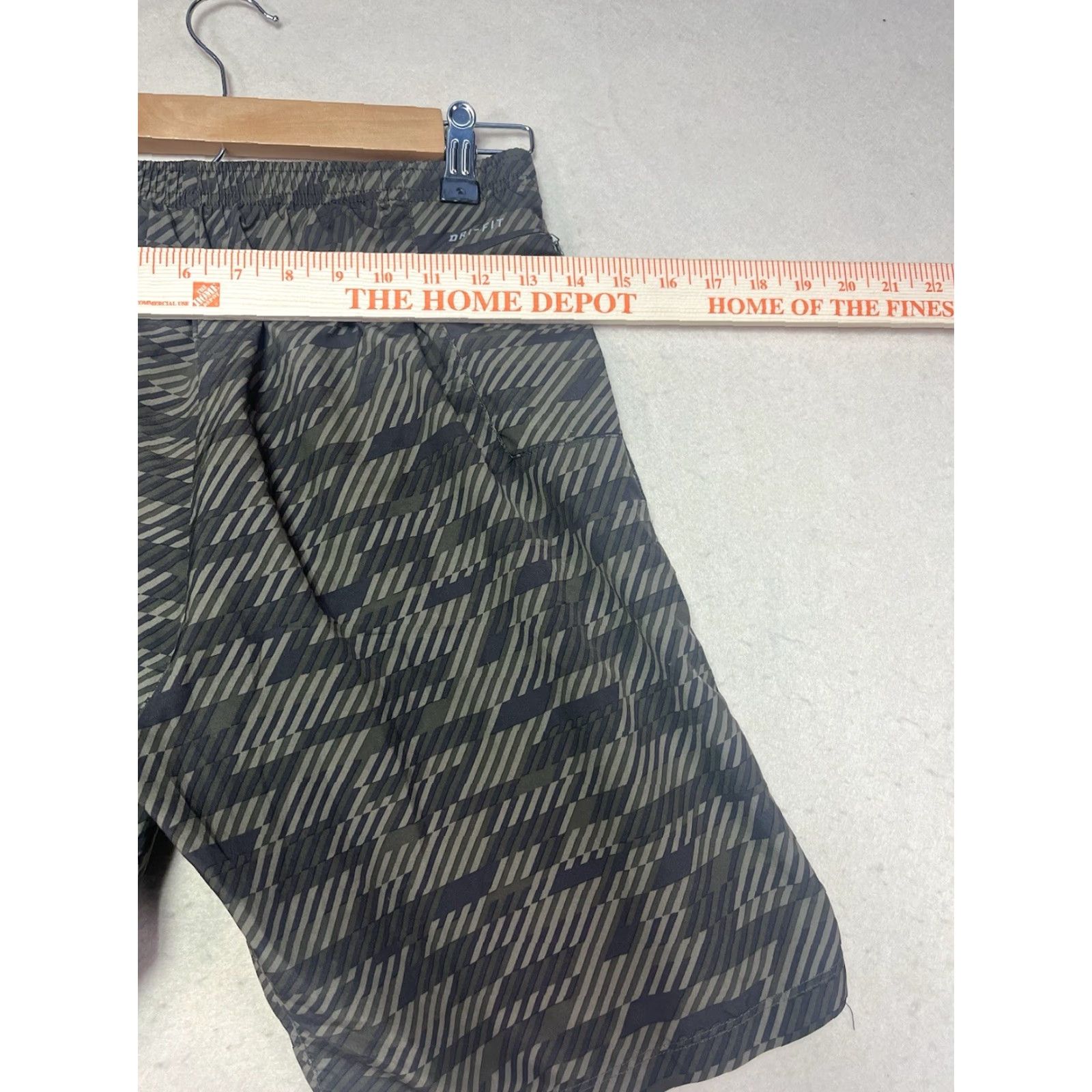 Nike Nike Dry Athletic Training Shorts Mal/Multi Brown Green Camo Camouflage Men S Small Size US 29 - 3 Thumbnail