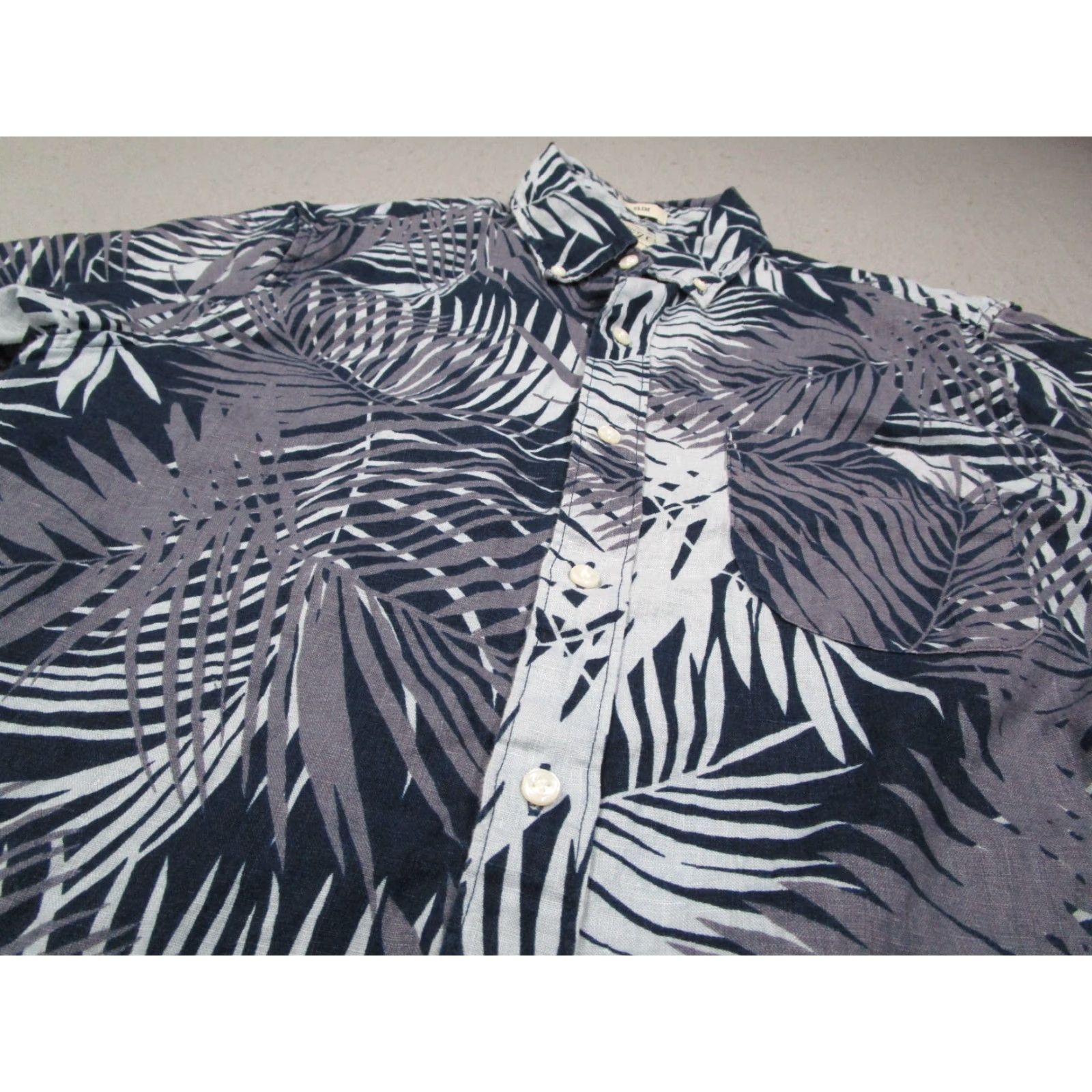 J.Crew J. CREW Shirt Mens Medium Blue Floral Slim Linen Button-Up Short Sleeve Casual Travel Hawaiian Tiki Beach Bohemian California Classic Retro Size US M / EU 48-50 / 2 - 2 Thumbnail