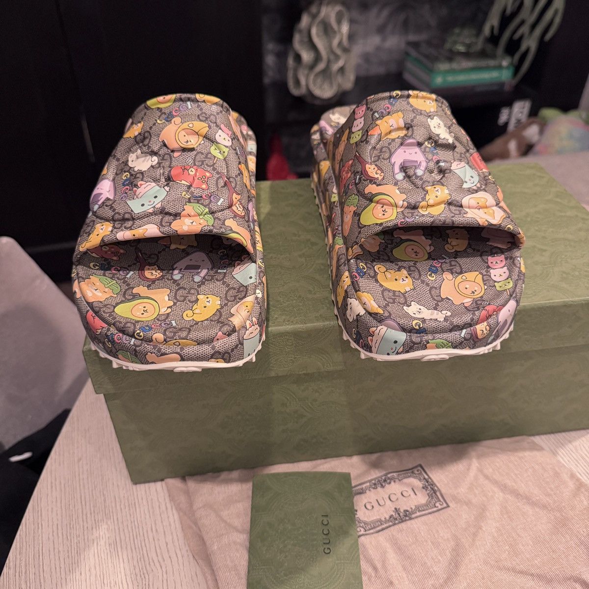 Gucci Gucci x Pikarar GG Supreme Platform Slides Size US 11.5 / EU 44-45 - 3 Thumbnail
