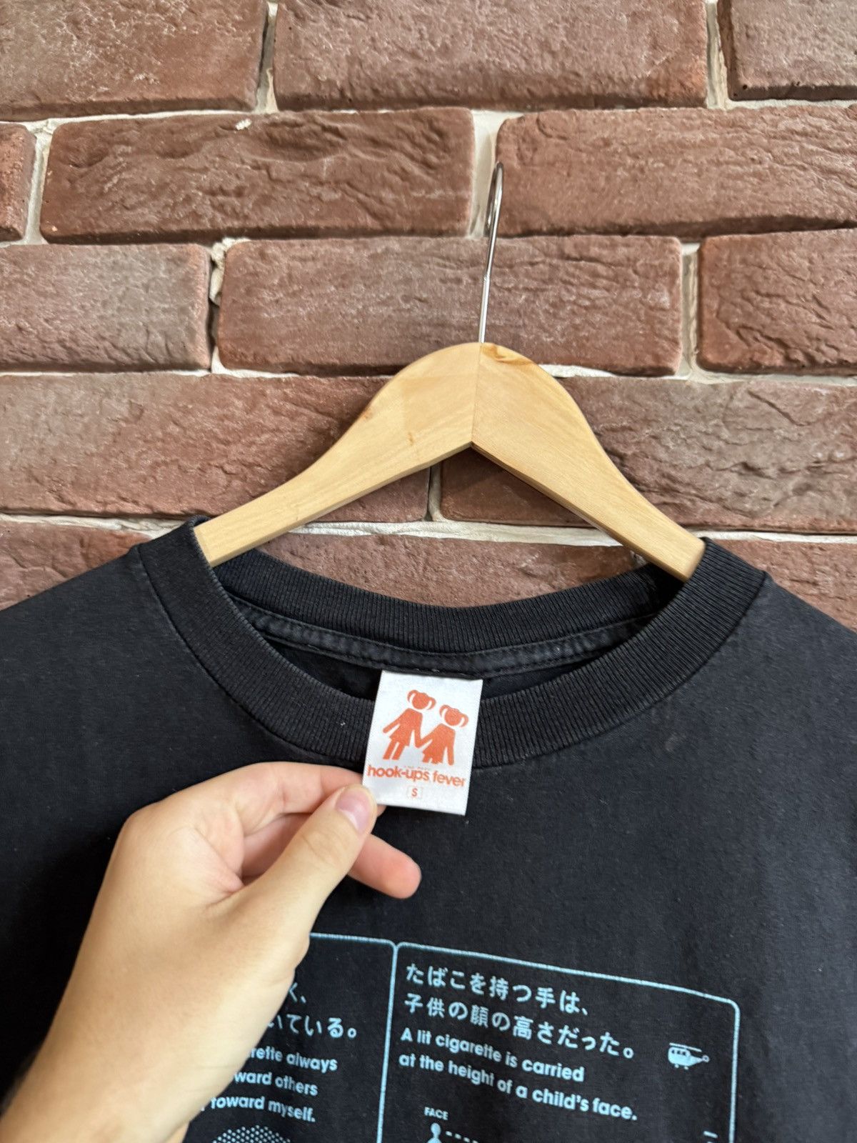 Vintage Vintage Hook-Ups Skate Tee Fever Horror Anime Small 00s usa Size US S / EU 44-46 / 1 - 4 Thumbnail