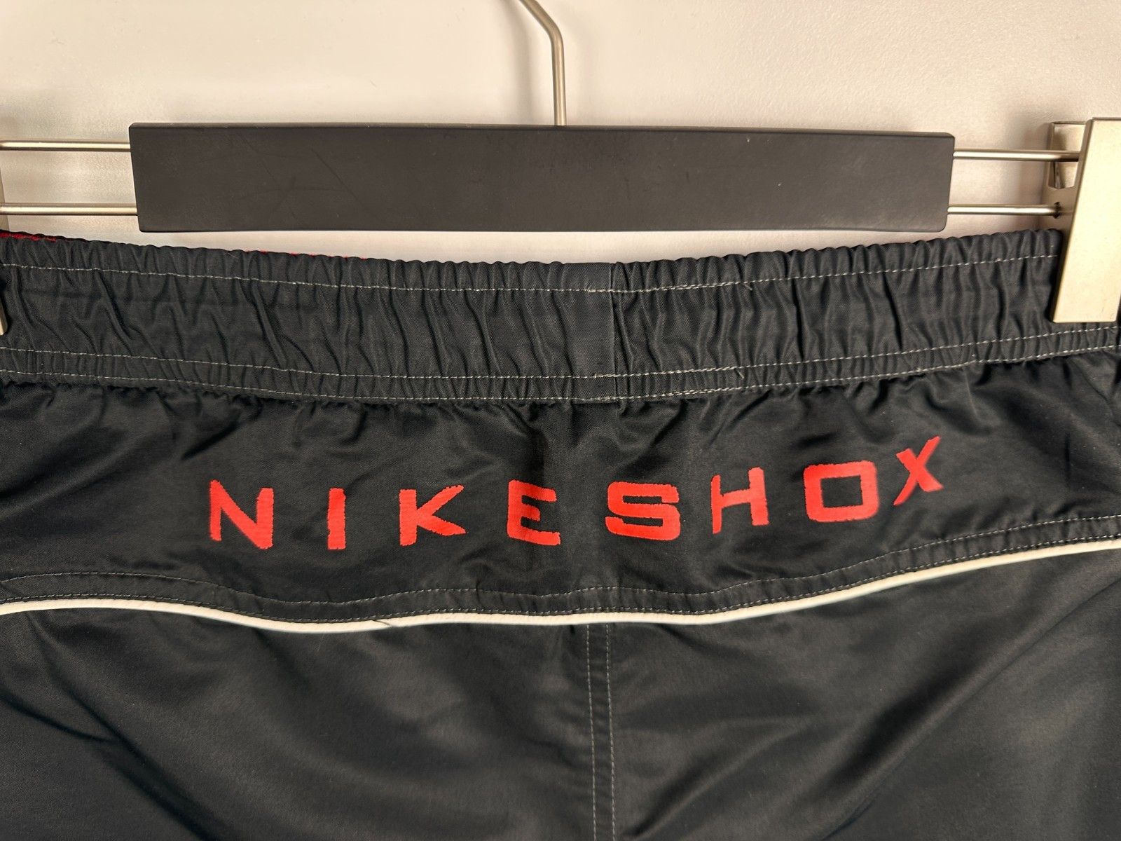 Nike Vintage Nike Shox Shorts Black Red Mens Size M Size US 34 / EU 50 - 4 Thumbnail