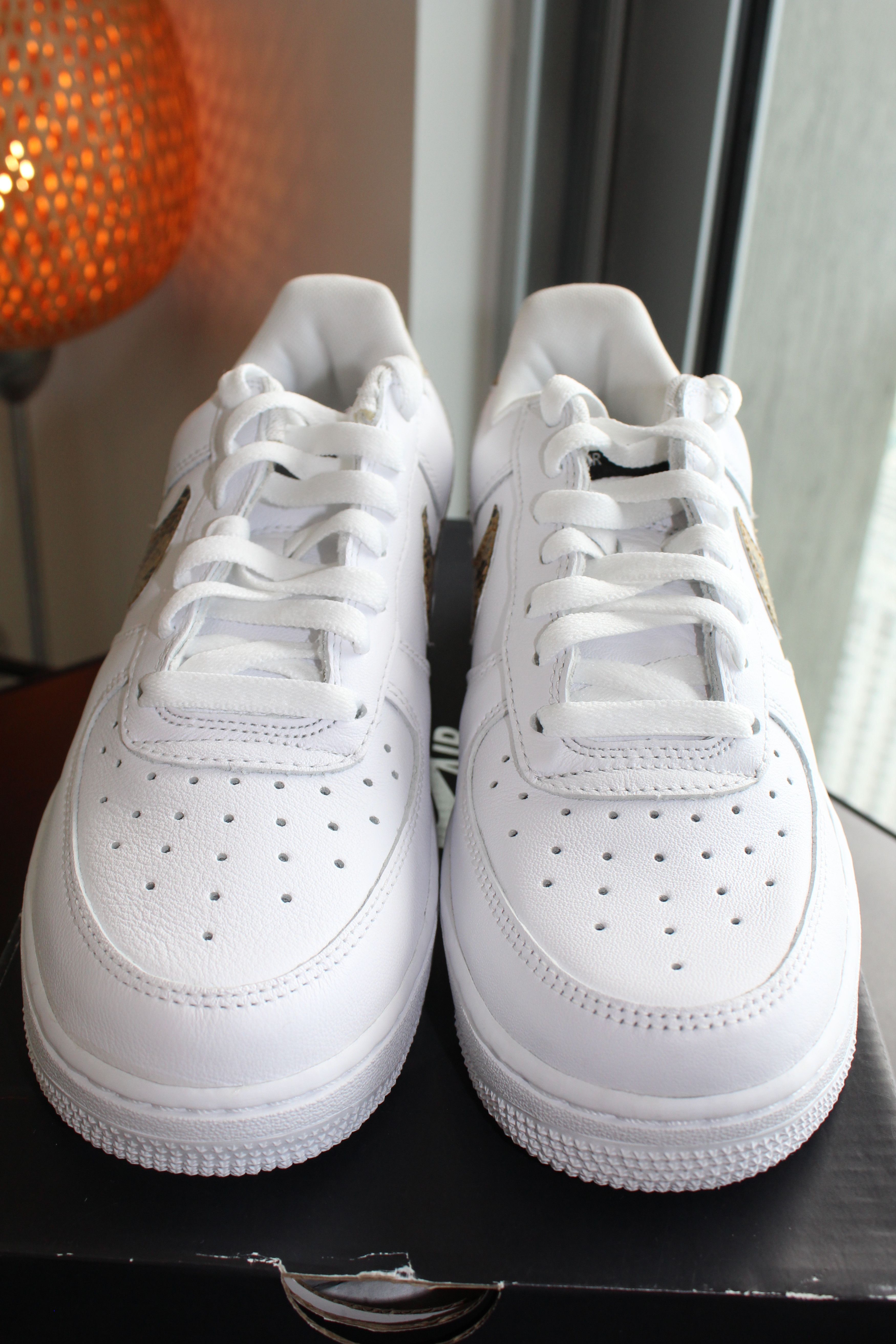 Nike Nike Air Force 1 Low Retro PRM QS Ivory Snake Size 7 Size US 7 / EU 40 - 5 Thumbnail