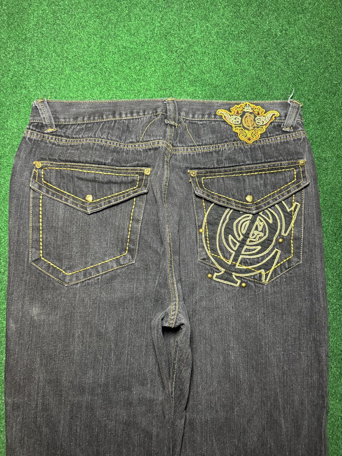 Coogi Y2K Coogi Baggy Hip Hop Embroidered Gold Black Denim Jeans Size US 40 / EU 56 - 2 Thumbnail
