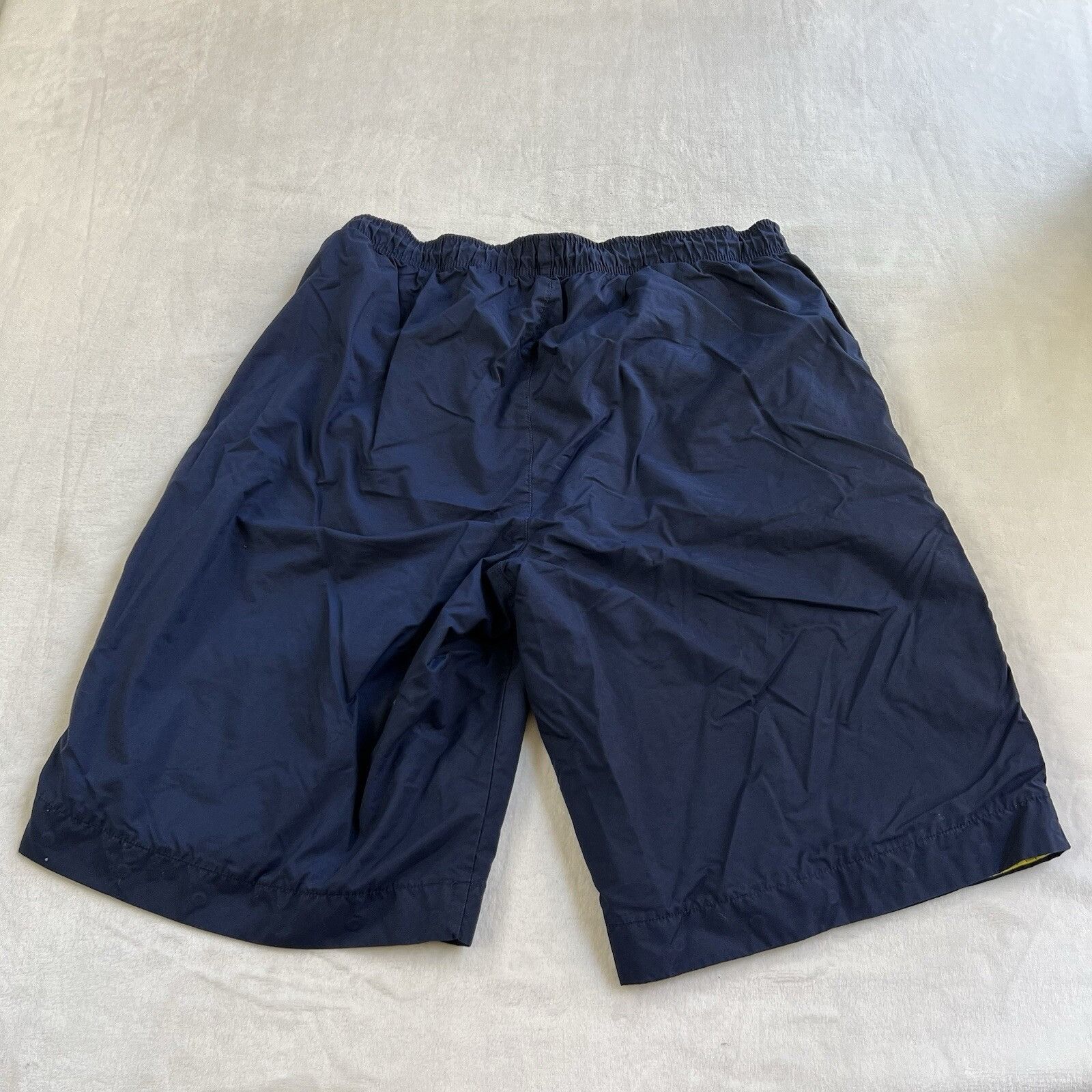 Nike Vintage Nike Baggy Reversible Shorts Size XL Mesh Y2K Cyber Size US 34 / EU 50 - 11 Thumbnail