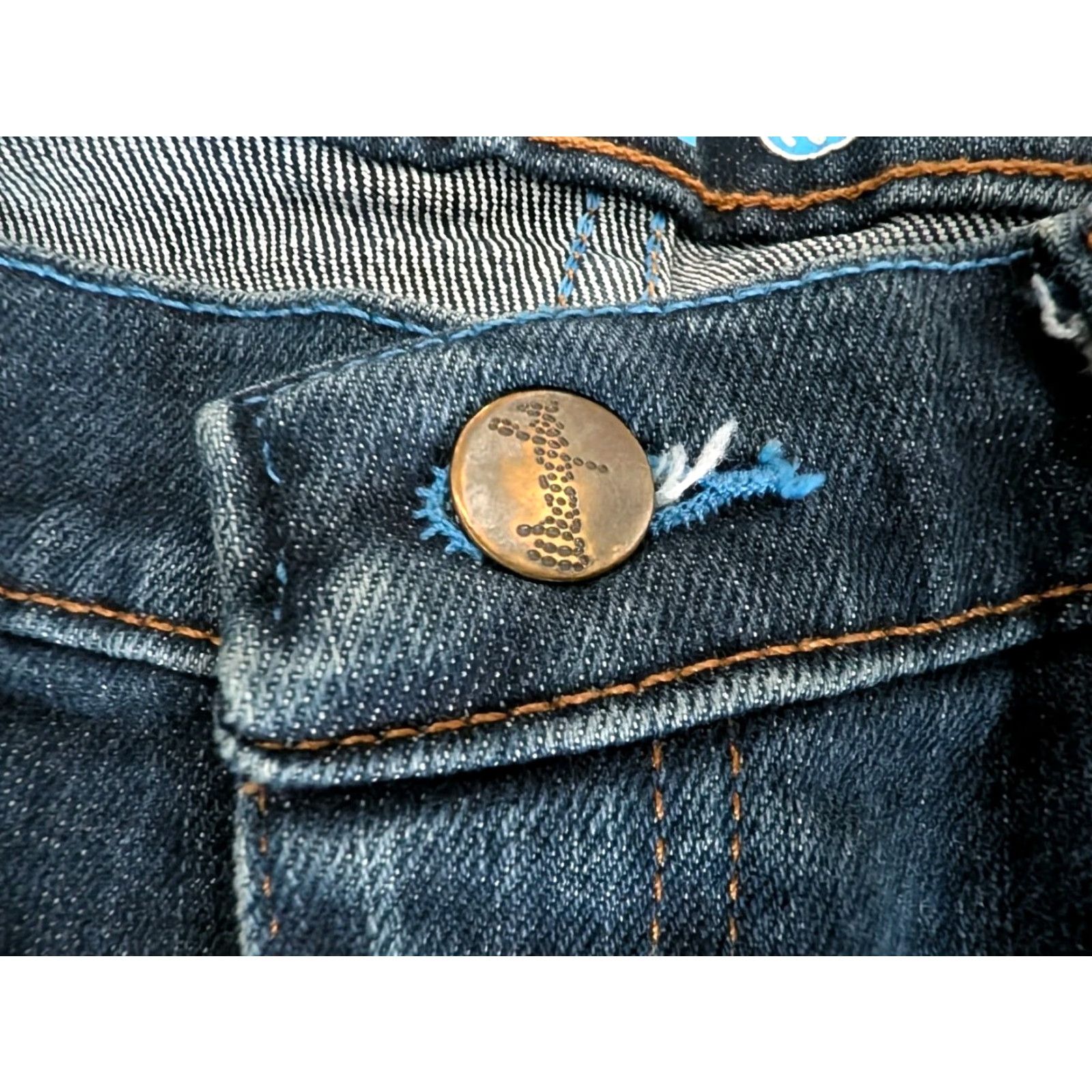 Wrangler Wrangler Jeans Cowboy Cut 47MAVMR 30x32 Western Denim Mens Classic Bootcut Blue Cotton Blend NICARAGUAN EUC Size US 30 / EU 46 - 4 Thumbnail