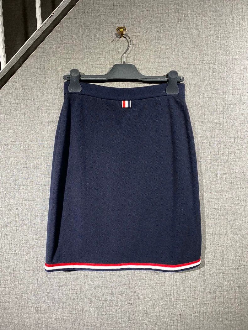 Thom Browne Thom Browne skirt Size 27" / US 4 / IT 40 - 2 Thumbnail