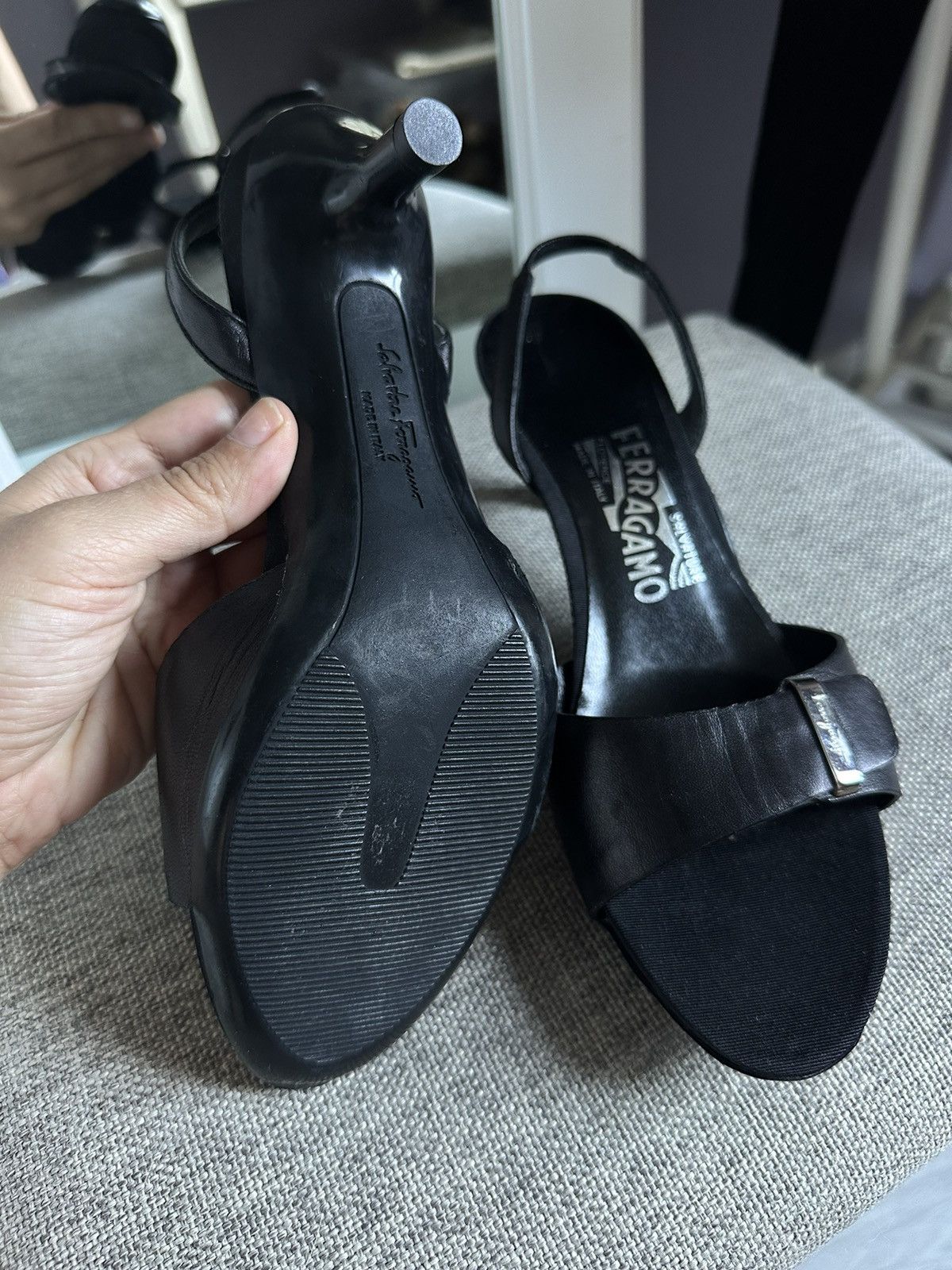 Salvatore Ferragamo Salvadore Ferragamo black heel Size US 7 / IT 37 - 11 Thumbnail