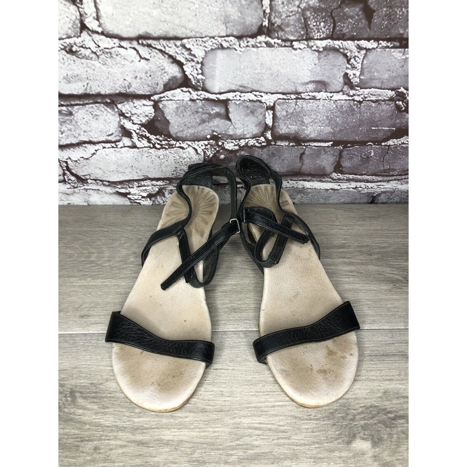 Patagonia Patagonia Black Leather Ankle Strap Cork Wedge Sandals Women Size US 6.5 / IT 36.5 - 11 Thumbnail
