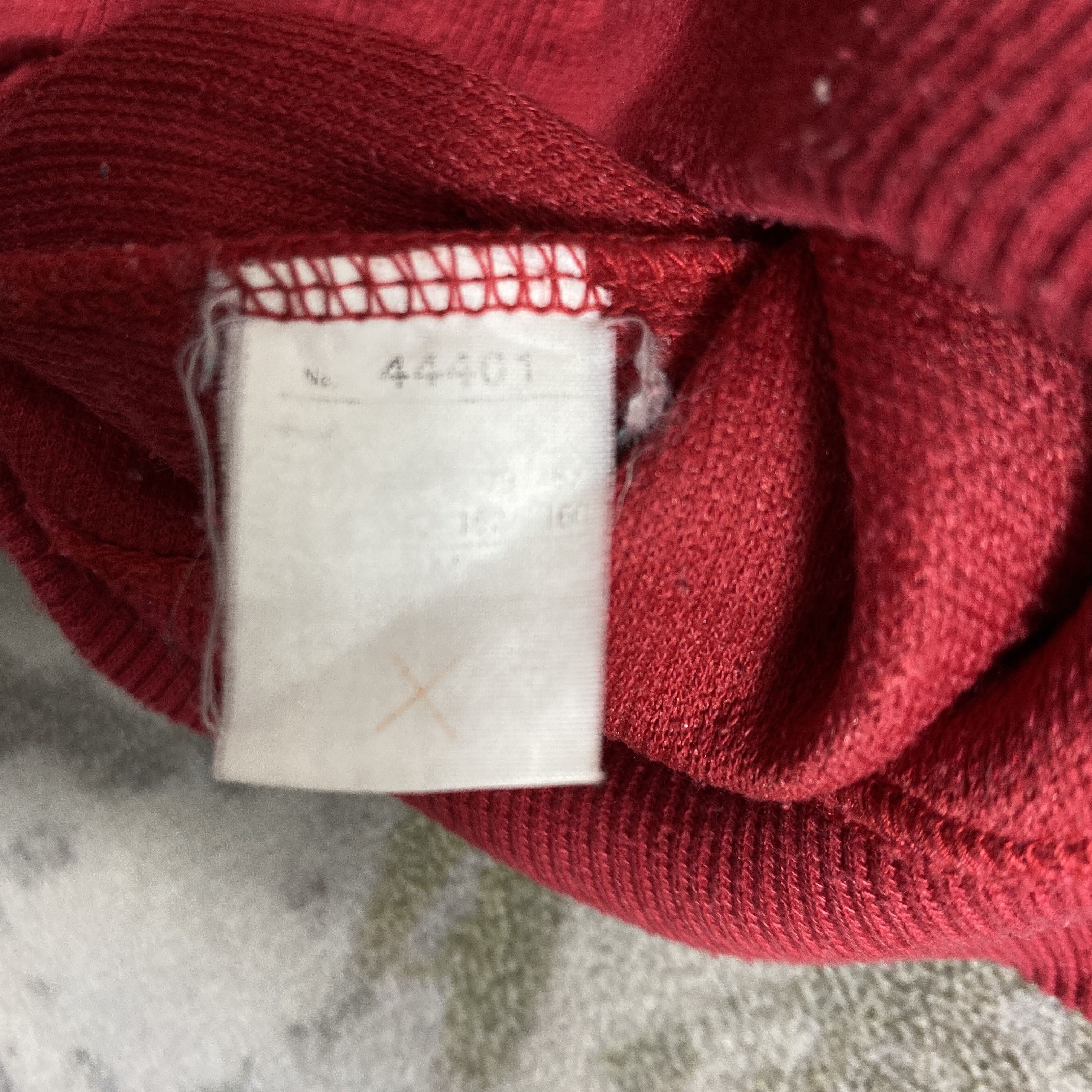 Japanese Brand Vintage Japanese Brand Red Sweatshirt Embroidery - J212 Size US M / EU 48-50 / 2 - 5 Thumbnail