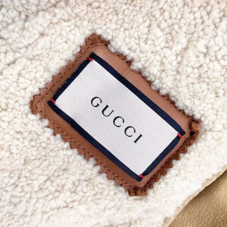 Gucci Gucci Size52 Fur all-in-one coat Size XL / US 12-14 / IT 48-50 - 4 Thumbnail