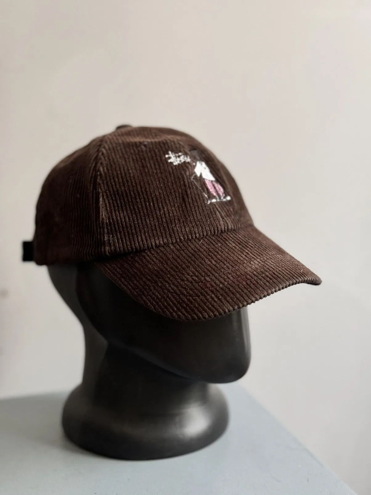 Stussy USA Stussy Velvet Hat gap vintage streetwear Stussy big logo Size ONE SIZE - 1 Thumbnail