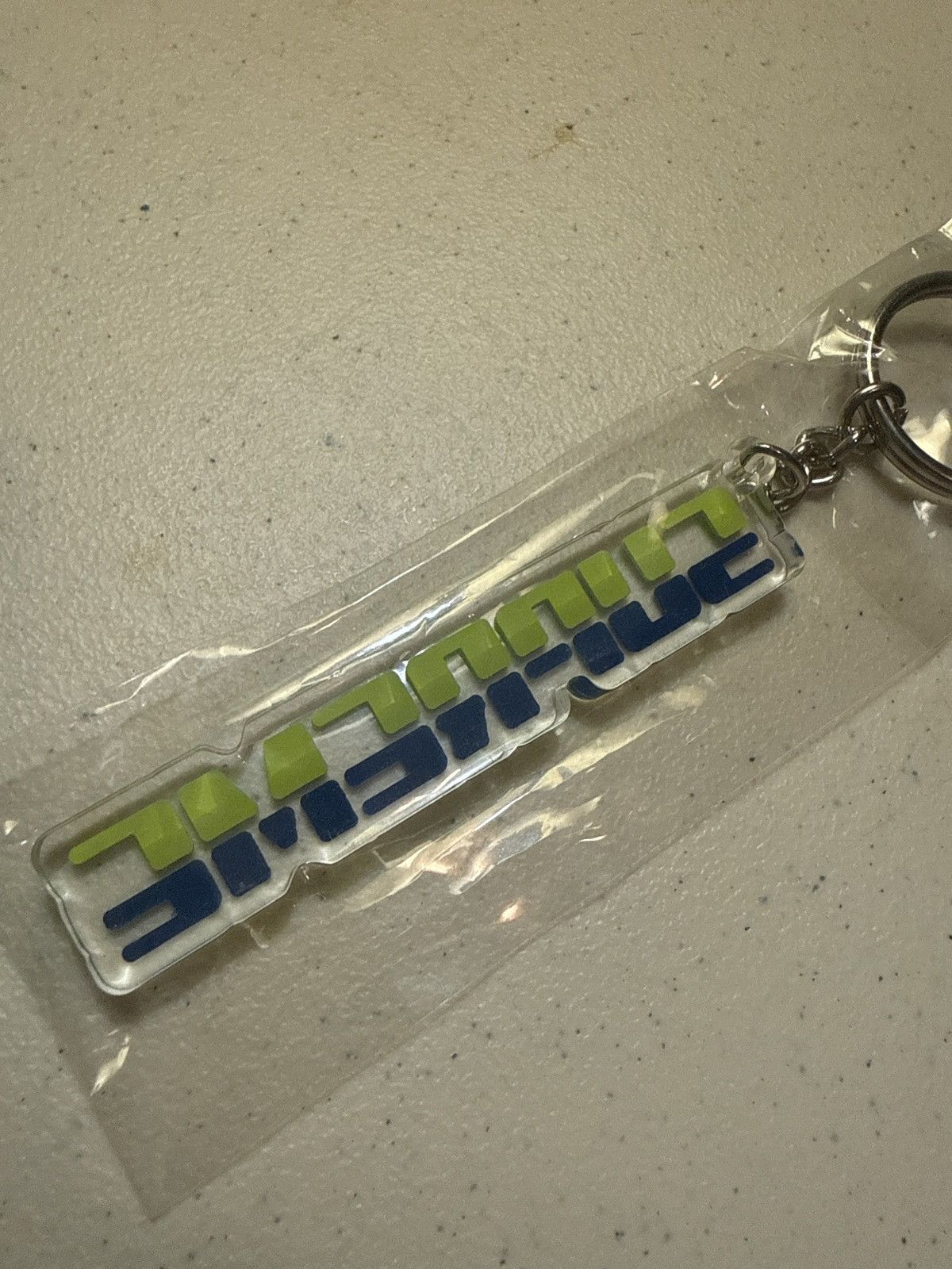 Supreme Supreme “embossed keychain” FW17 green/blue Size ONE SIZE - 1 Thumbnail