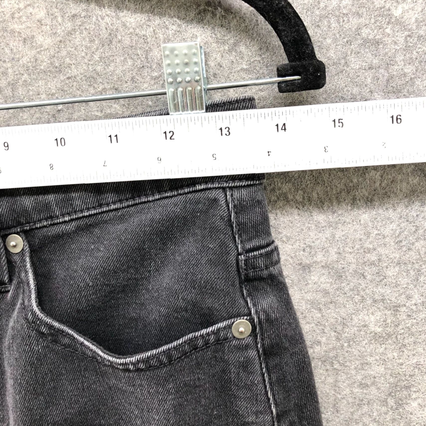 Madewell Madewell Denim Mini Skirt Black 25 High Rise Pockets Casual Womens 25 Clothing Shorts Skirt Size 42" / US 20 - 4 Thumbnail