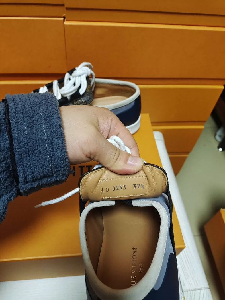 Louis Vuitton Louis Vuitton Lace-Up Sneakers for Women-2507 Size US 7 / IT 37 - 7 Thumbnail