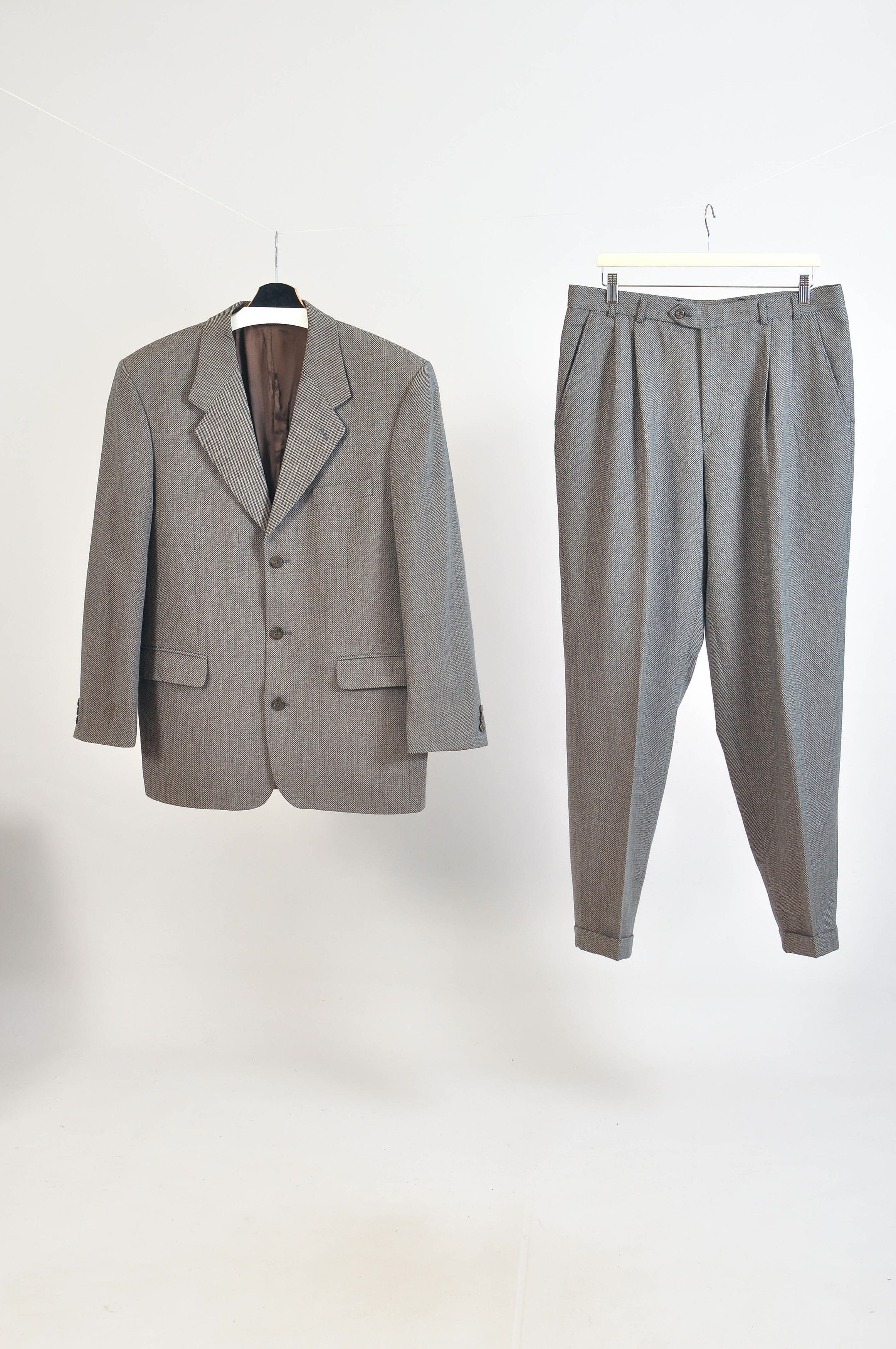 Other Vintage 90s Tweed Brown Suit by Oliver Turo Tailor Size 44R - 1 Thumbnail