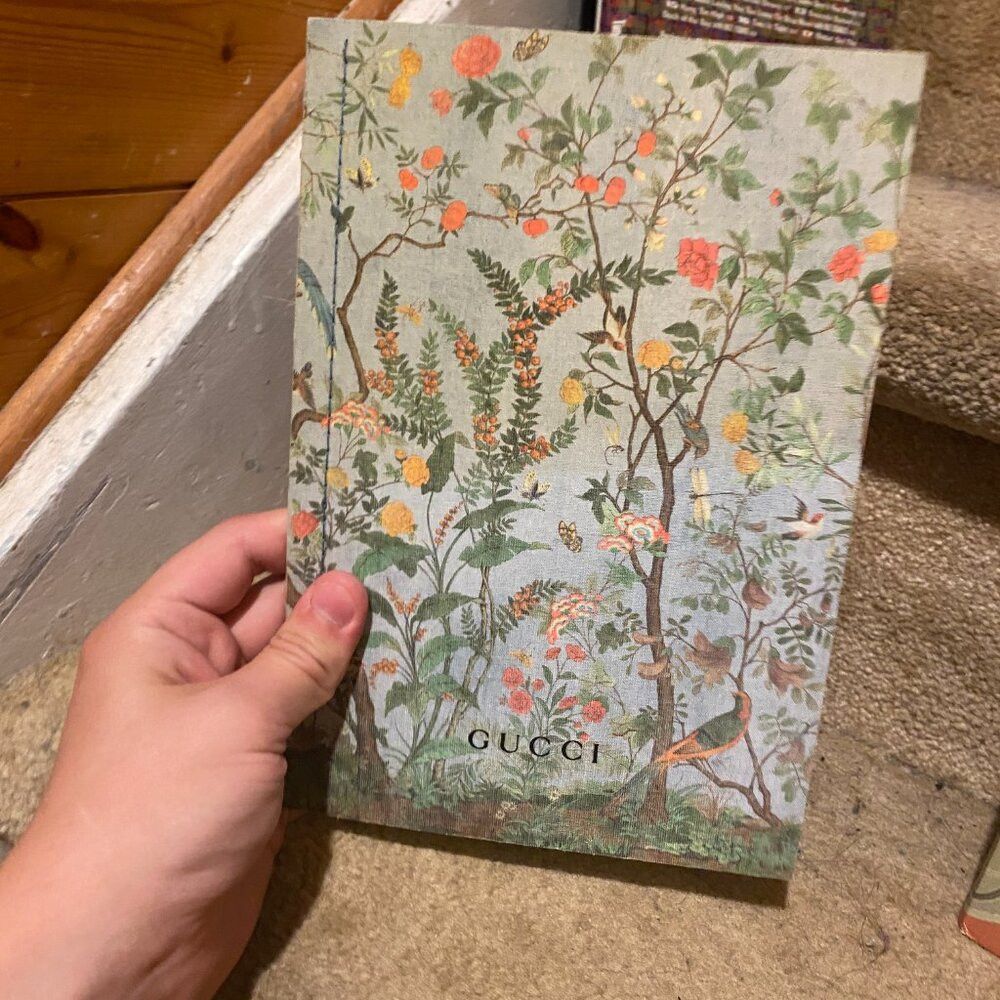 Gucci Lot of 3 Gucci Floral Illustration Books Size ONE SIZE - 5 Thumbnail