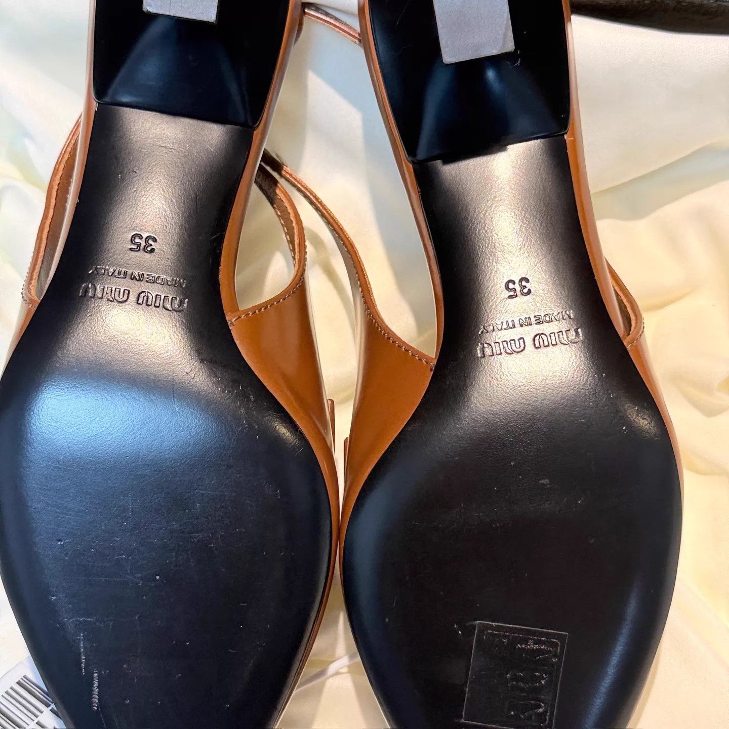 Miu Miu MIU MIU White Brown Gold Coin Pointed Kitten 35 New Size US 4.5 / IT 34.5 - 7 Thumbnail
