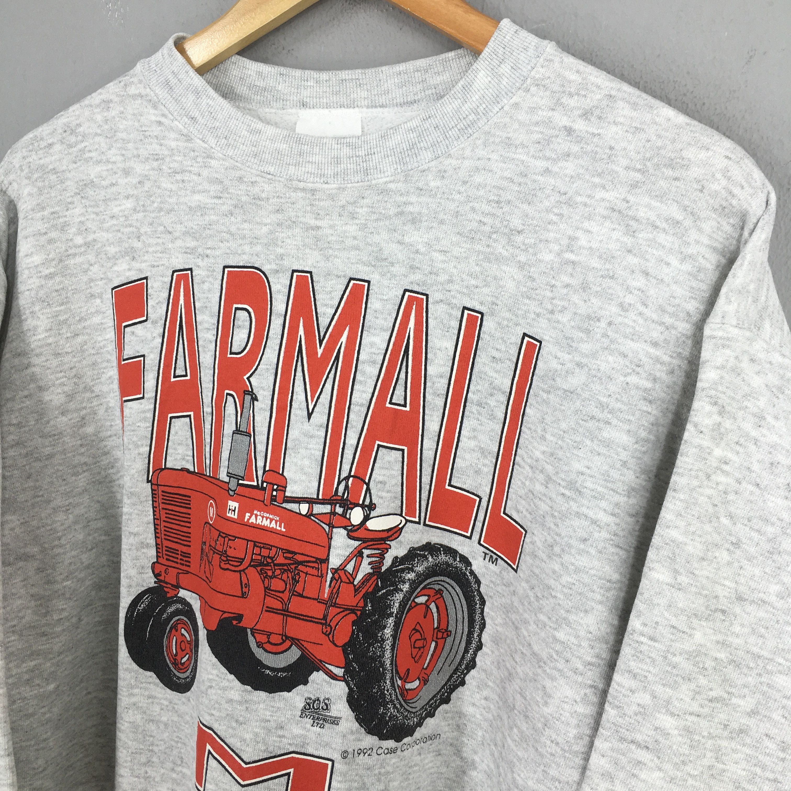 Tultex Vintage Farmall McCormick 560 Tractor Sweatshirt Large Size US L / EU 52-54 / 3 - 3 Thumbnail