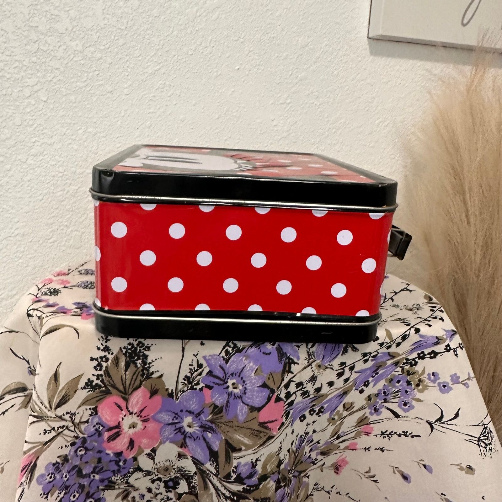 Disney Loungefly Disney Minni Mouse Tin Lunchbox Size ONE SIZE - 6 Thumbnail