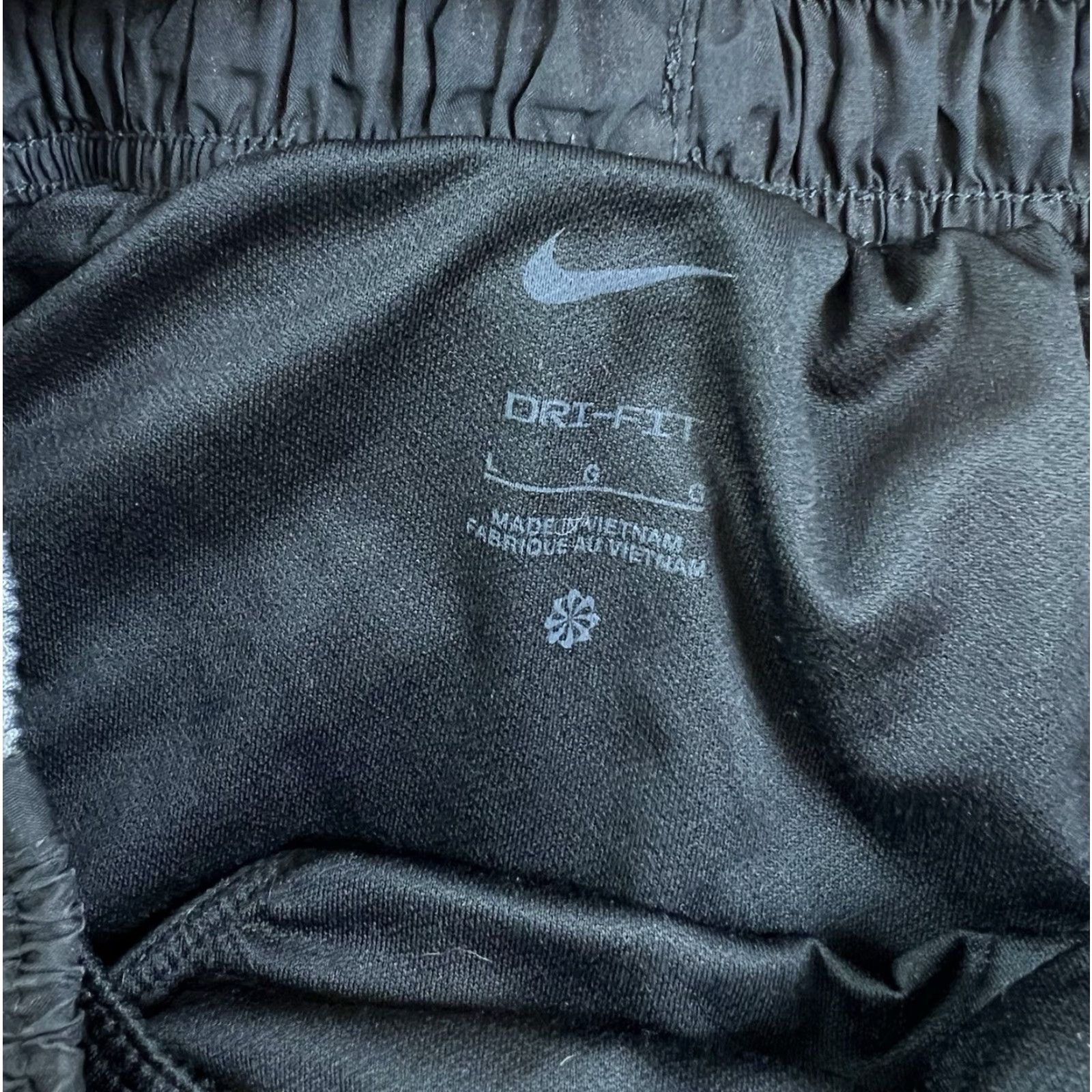 Nike VINTAGE Women’s Nike Dri Fit Black Grey Running Athletic Shorts L Womens Size 36" / US 14 / IT 50 - 4 Thumbnail