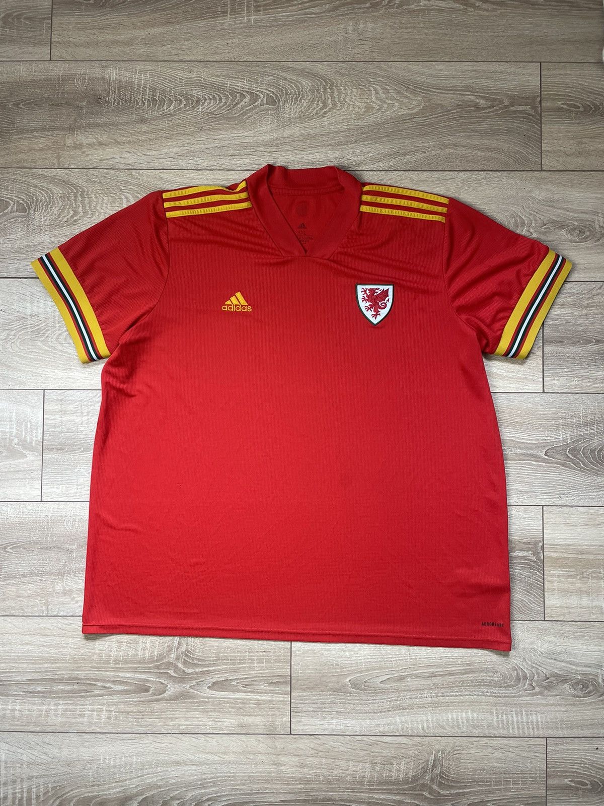 Adidas Wales 2020/2022 Home Football Shirt Soccer Jersey Size US XXL / EU 58 / 5 - 1 Thumbnail