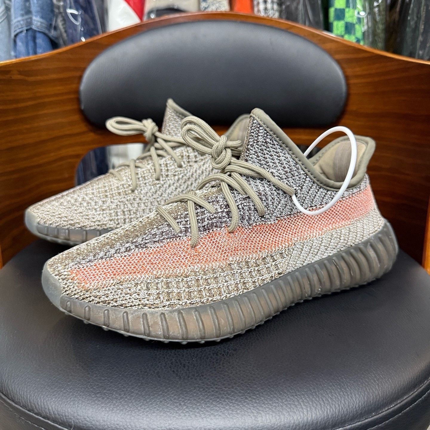 Adidas Adidas YEEZY350 Gray Lowtop Sneakers 40 Men Size US 7.5 / EU 40-41 - 1 Thumbnail