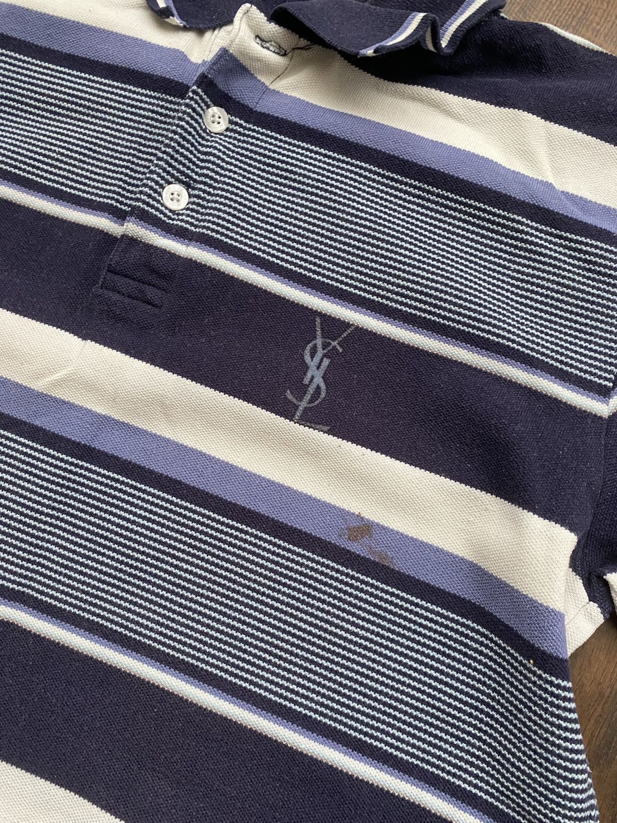 Yves Saint Laurent Yves Saint Laurent YSL polo shirt Y2K vintage big log Size US L / EU 52-54 / 3 - 3 Thumbnail