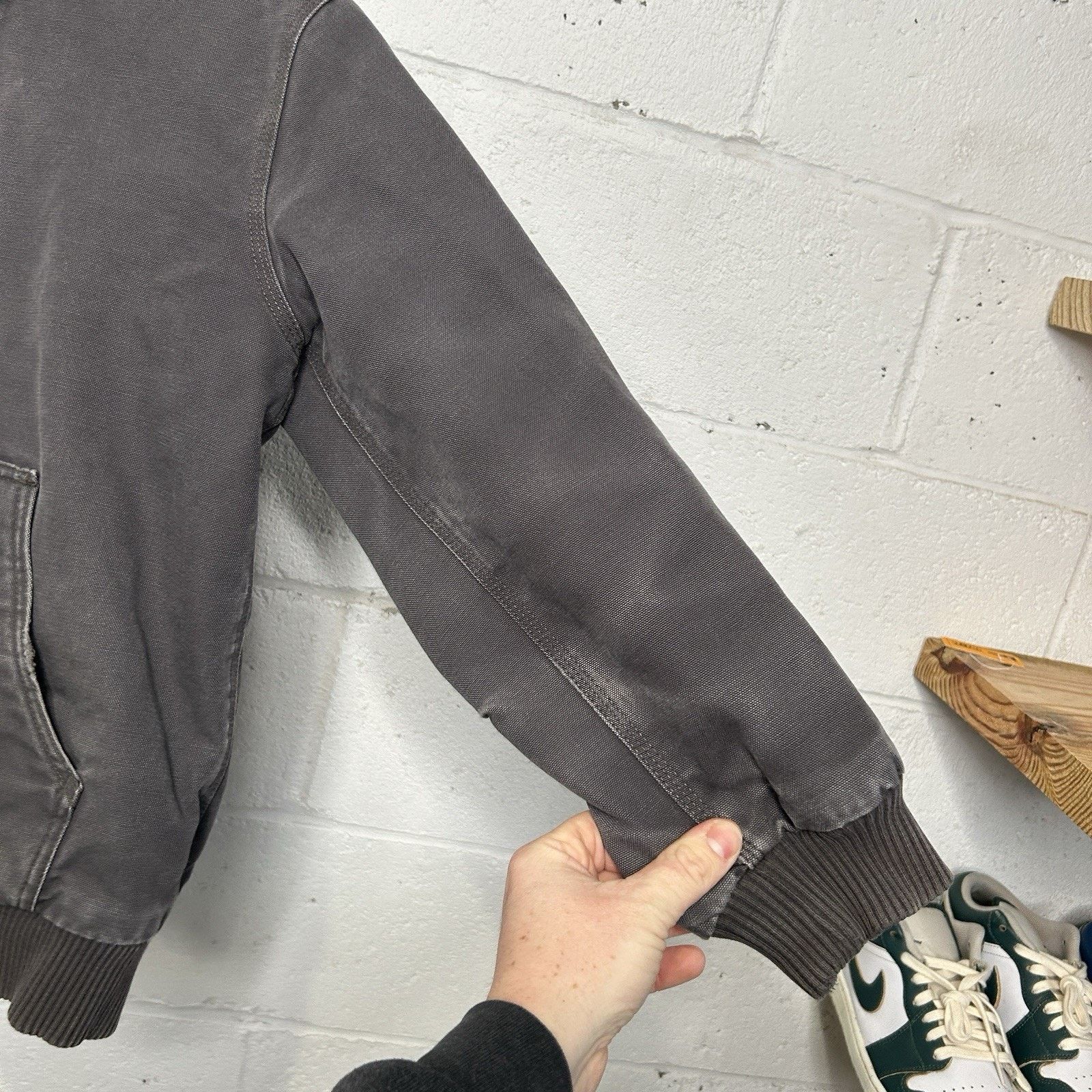 Carhartt Vintage Carhartt Hooded Active Jacket “Grey” Size XS / US 0-2 / IT 36-38 - 9 Thumbnail