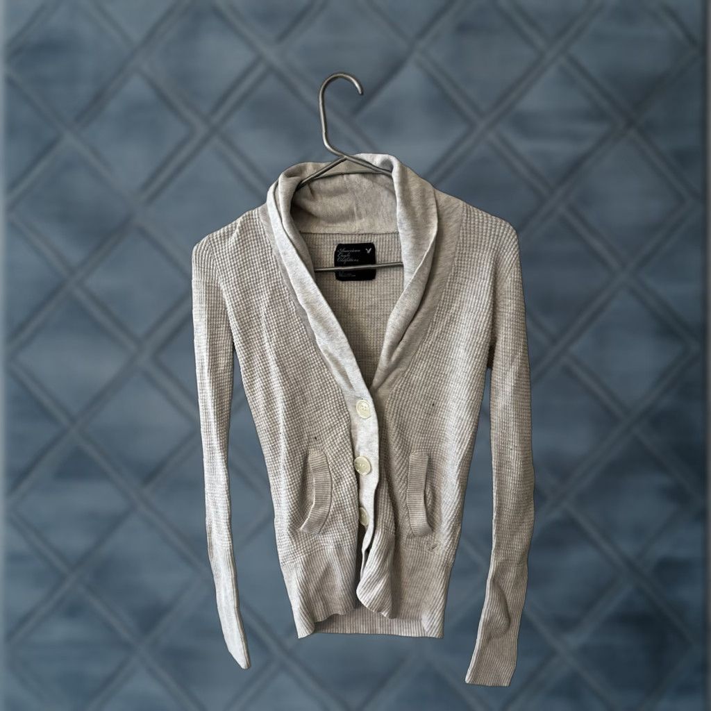 American Eagle Outfitters VINTAGE American Eagle Cardigan Sweater Knit Button Gray Small Women Adult S Cardigan Womens Size S / US 4 / IT 40 - 1 Thumbnail