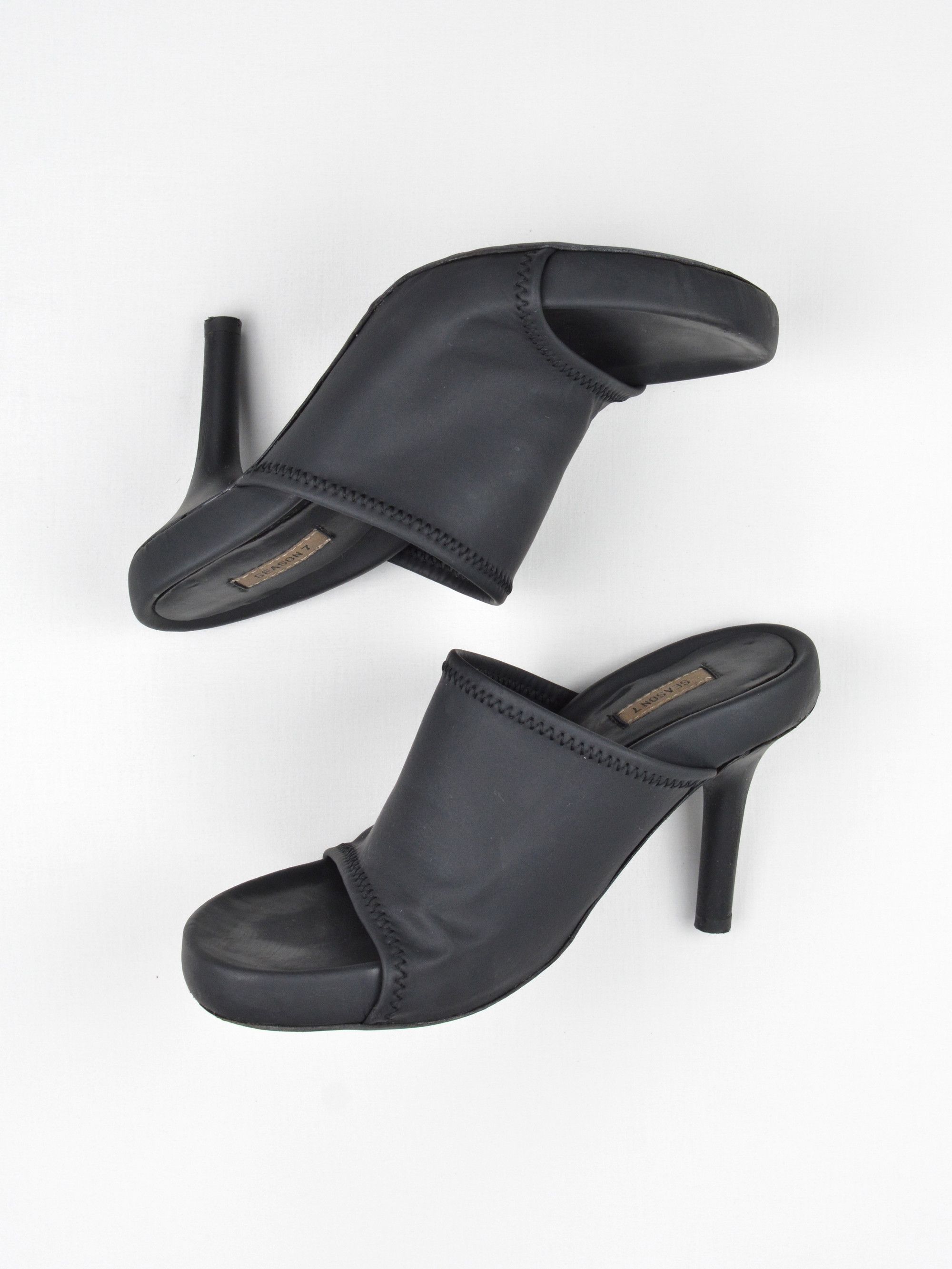 Yeezy YEEZY Season 7 (2018) - Neoprene Scuba Mule - 90mm Heel Size US 6 / IT 36 - 3 Thumbnail