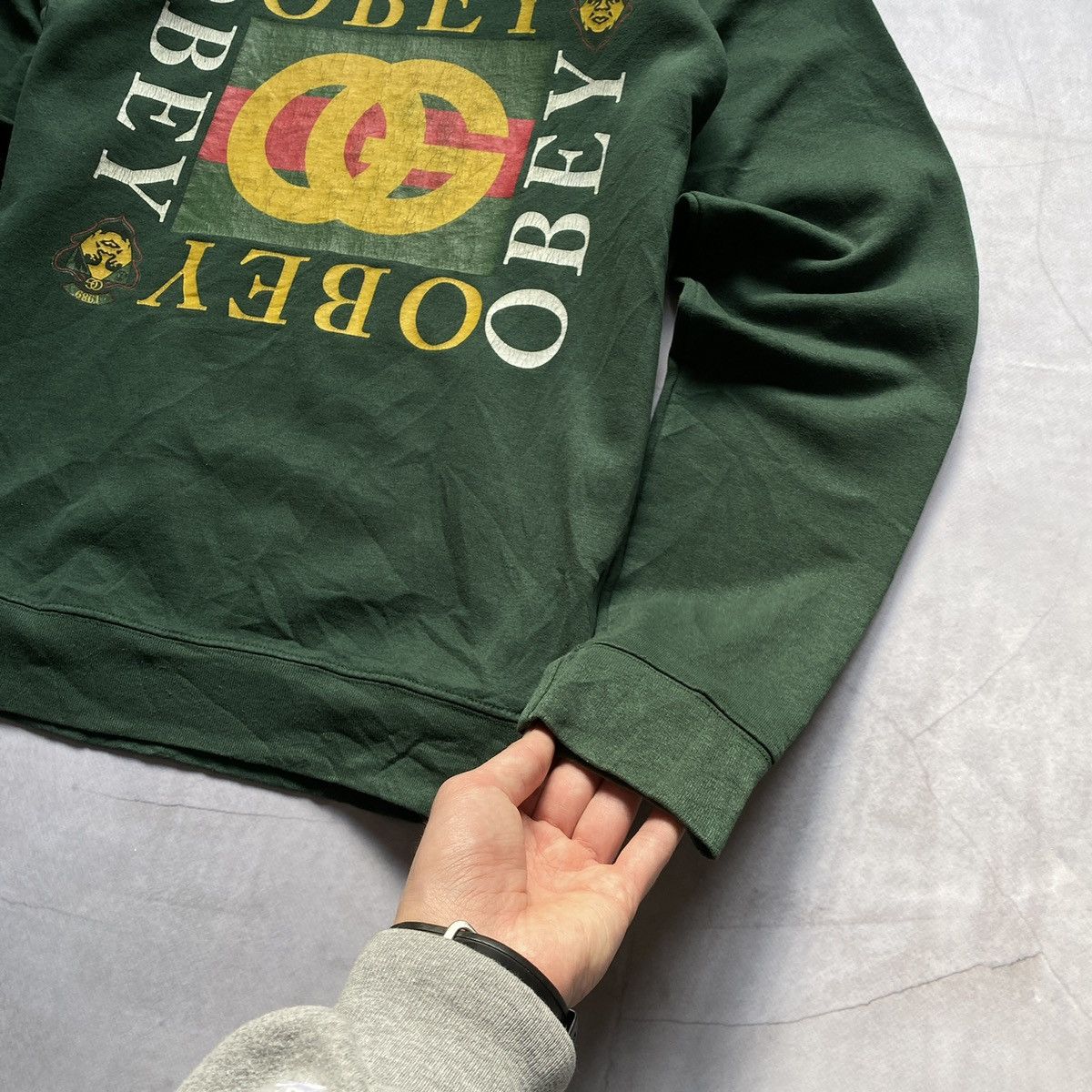 Obey × Vintage vintage Obey Gucci logo print sweatshirt crewneck USA 90s Size US M / EU 48-50 / 2 - 4 Thumbnail