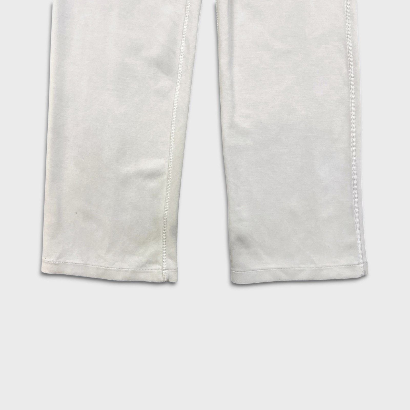 Lululemon Lululemon Relaxed Fit Super-High Rise Size 4 French Terry Size 27" / US 4 / IT 40 - 4 Thumbnail