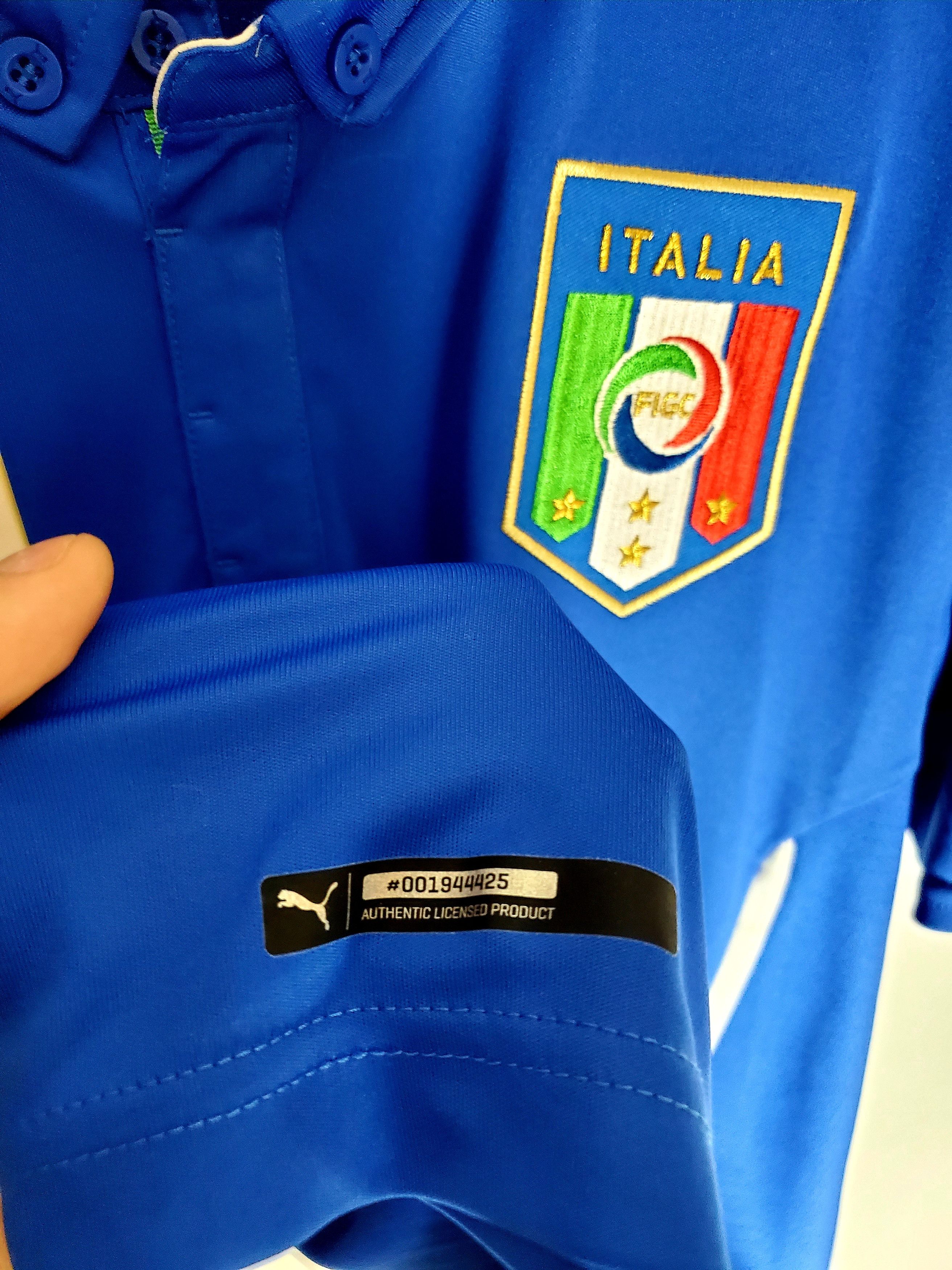 Puma Authentic Andrea Pirlo Italy 2014 World Cup Jersey perfect Size US L / EU 52-54 / 3 - 6 Thumbnail