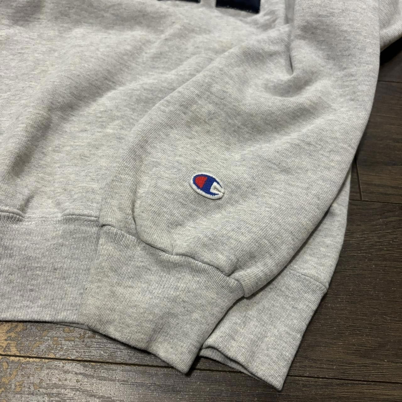 Champion vintage ucla champion crewneck sweatshirt 90s M/L Size US L / EU 52-54 / 3 - 4 Thumbnail