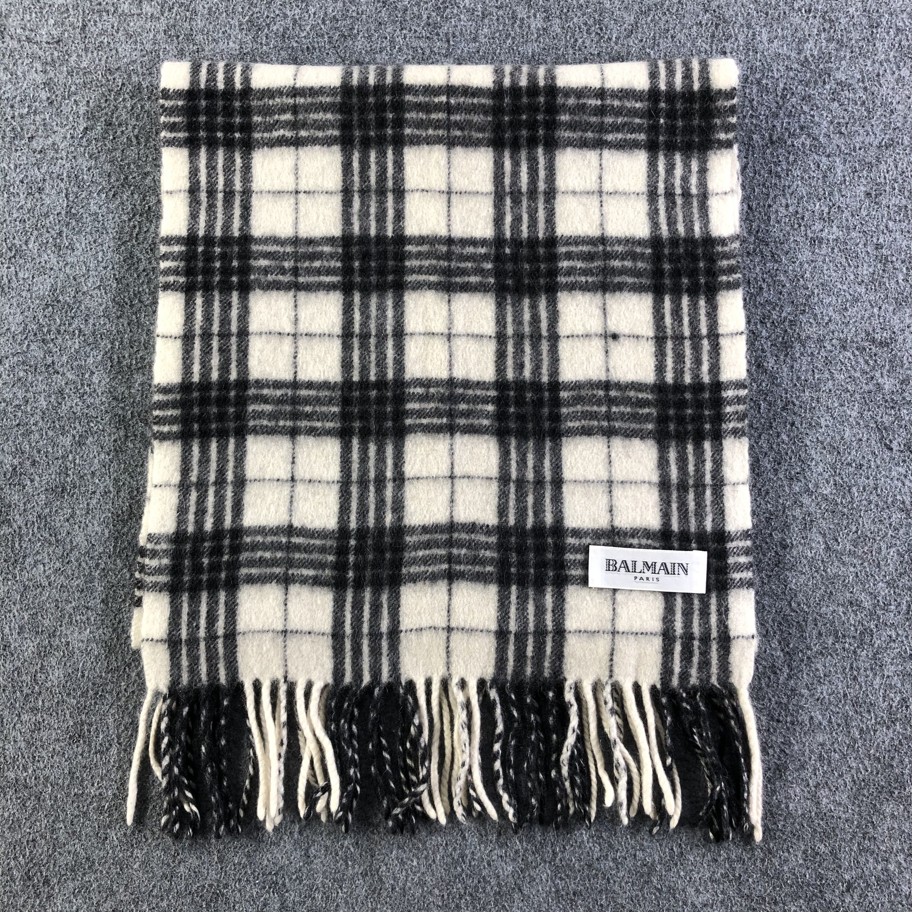 Pierre Balmain Pierre Balmain Cashmere Scarf / Muffler / Neckwear P037 Size ONE SIZE - 2 Thumbnail