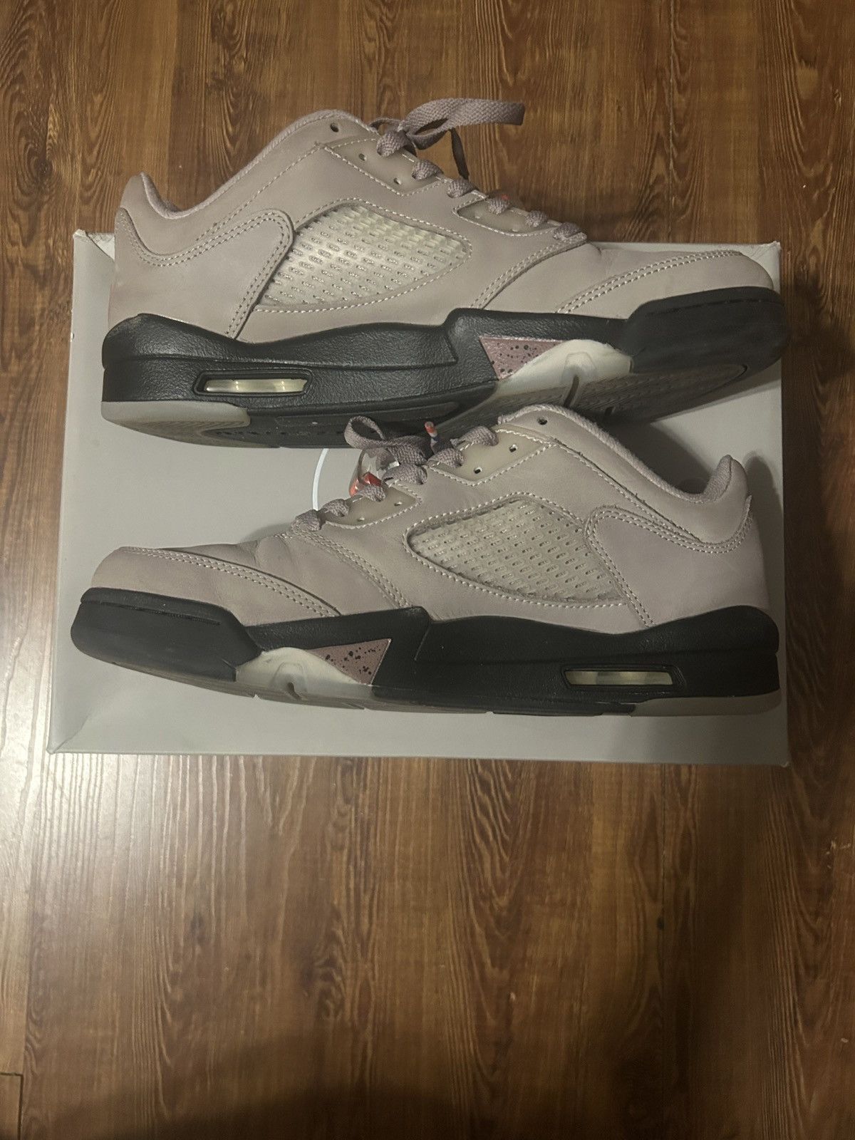 Jordan Brand Paris Saint Germain Lows 5s Size US 10 / EU 43 - 2 Thumbnail