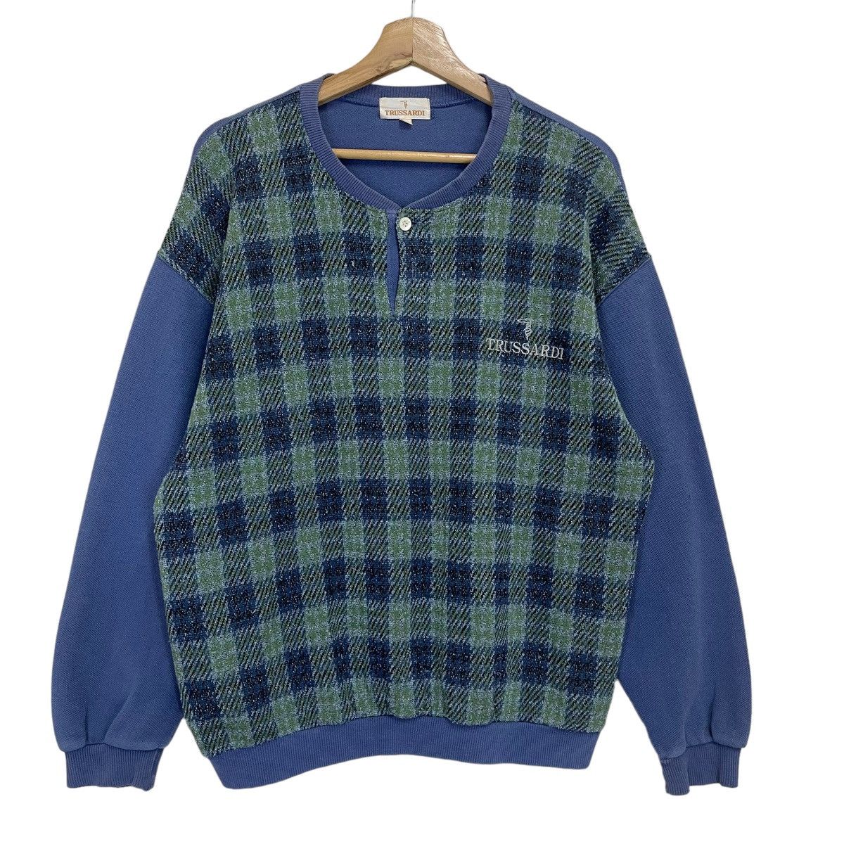 Japanese Brand Vintage 90s Trussardi Small Logo Crewneck Sweatshirt Size M Size US M / EU 48-50 / 2 - 1 Thumbnail