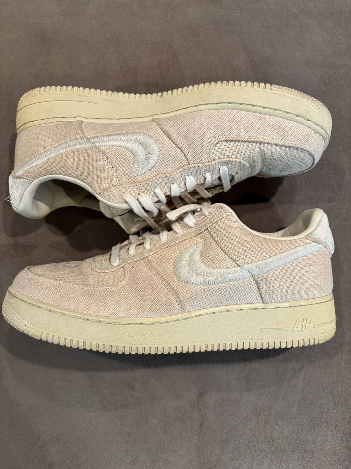 Nike × Stussy Stussy x Nike Air Force One Low “Stussy Fossil” Size US 13 / EU 46 - 1 Thumbnail