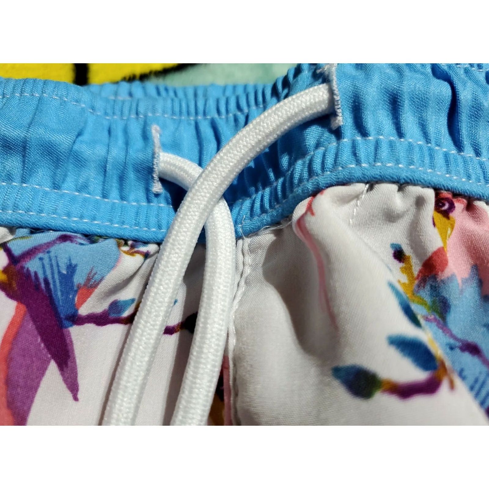 Vintage Public Record Maccaw Parrot Hybrid Shorts L Regular 28x5 White Pink Blue Pockets Lined Elastic Waist Drawstring Casual Mens Womens Unisex Adults Size US 33 - 7 Thumbnail