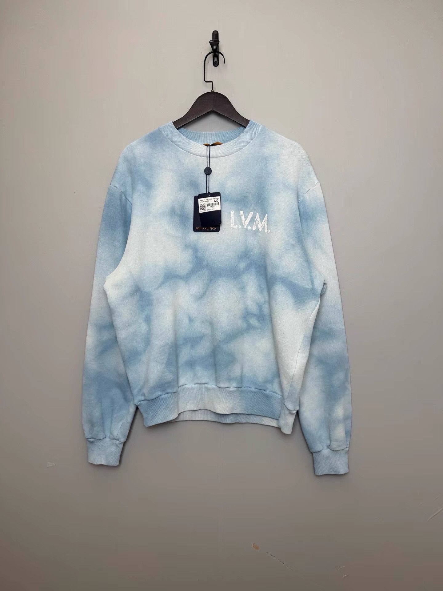 Louis Vuitton Louis Vuitton SS26 Sky Tie-Dye Crew Neck Sweatshirt K36 Size US M / EU 48-50 / 2 - 1 Thumbnail