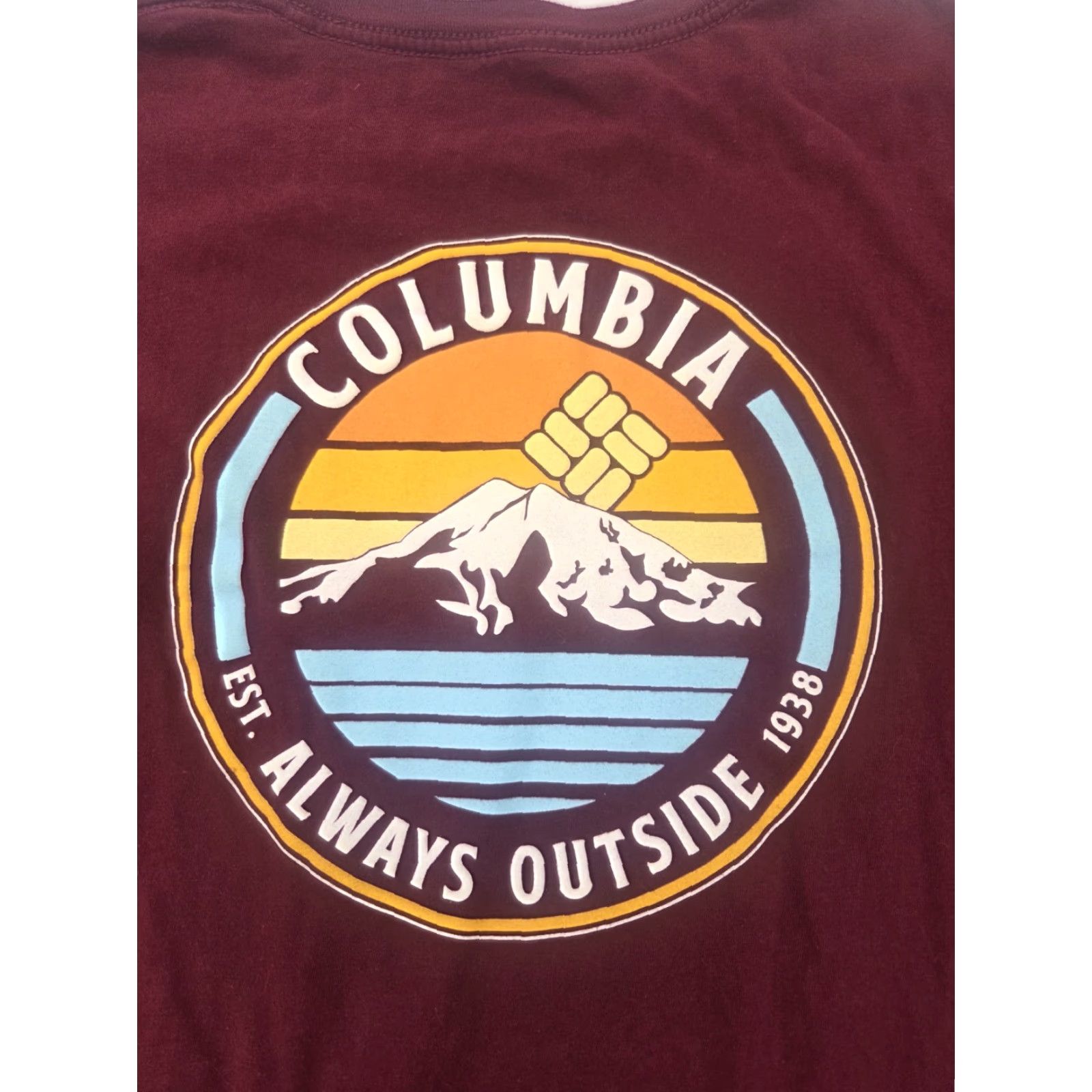 Vintage Columbia T-Shirt Mountain Graphic Maroon Mens Large Crew Neck Short Sleeve Cotton Double-Sided Regular Shirt Size US L / EU 52-54 / 3 - 2 Thumbnail