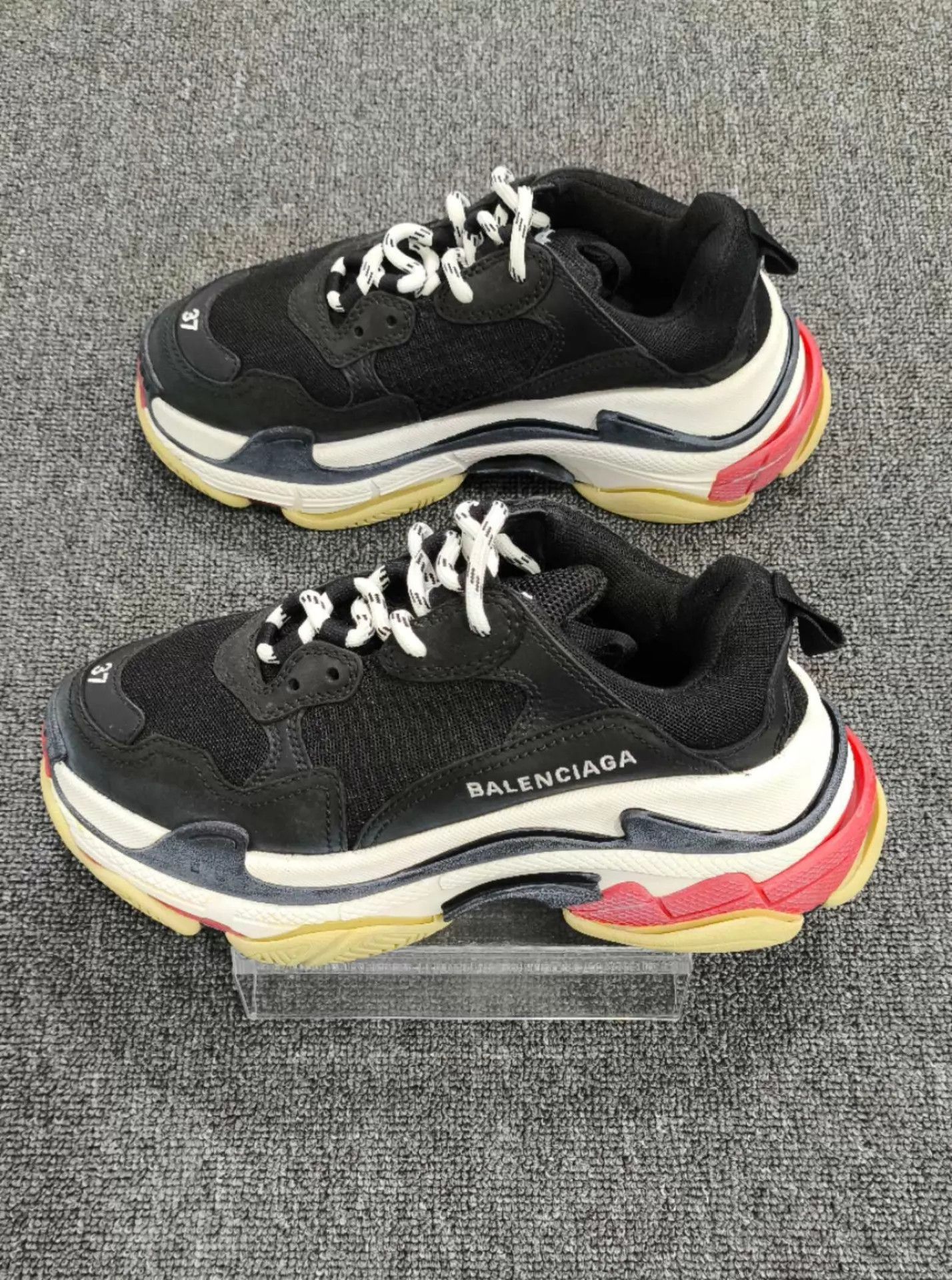 Balenciaga Balenciaga Women's Black Red Dad Sneakers 37 Size US 7 / IT 37 - 1 Thumbnail