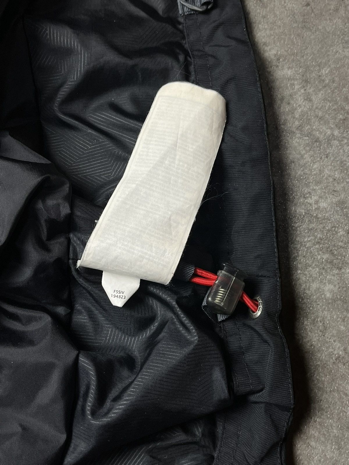 Nike ACG Nike ACG Vintage Ski Jacket Excellent Condition Size US XL / EU 56 / 4 - 13 Thumbnail