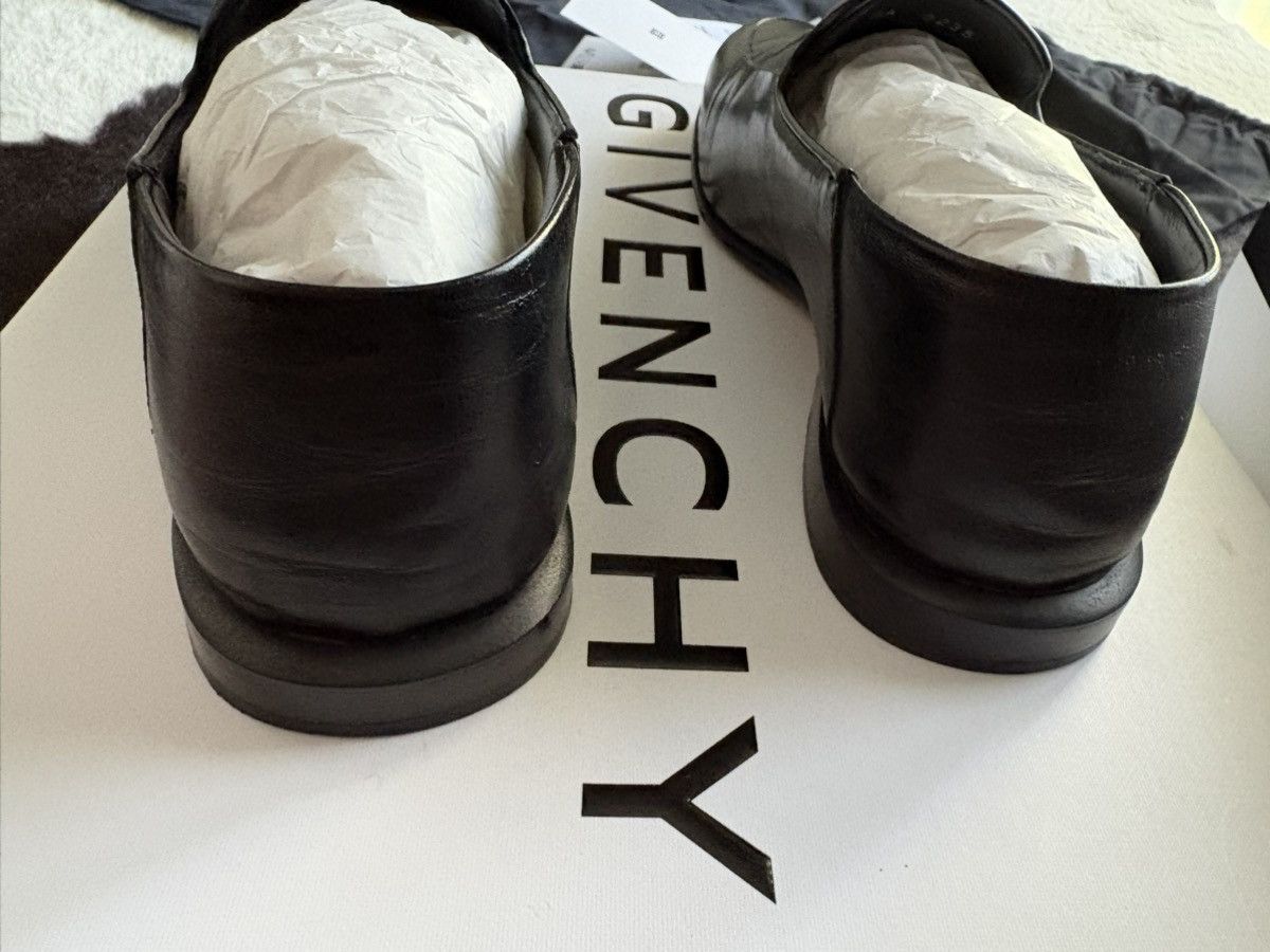 Givenchy Label loafers in leather Size US 9 / IT 39 - 11 Thumbnail