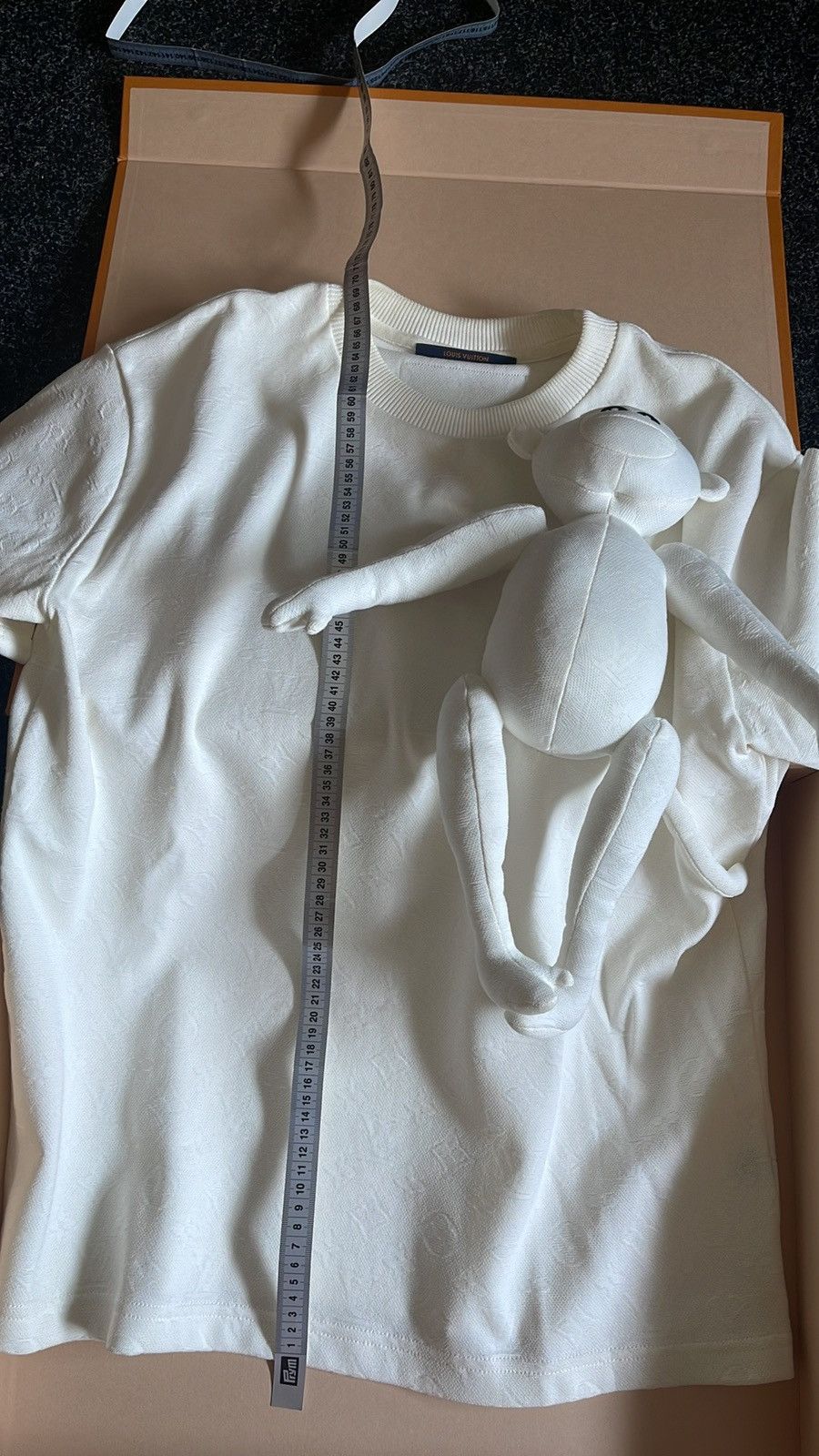 Louis Vuitton Louis Vuitton Monkey T-shirt Size US S / EU 44-46 / 1 - 6 Thumbnail