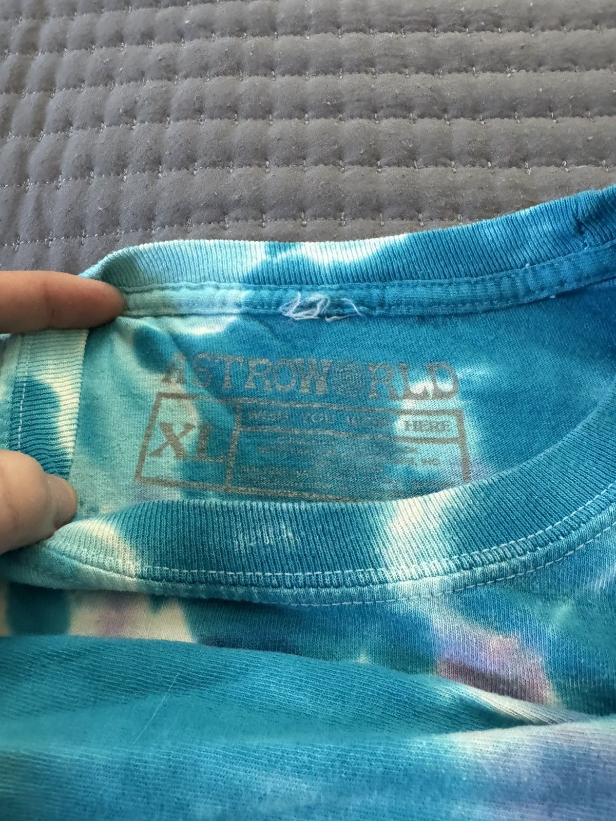 Travis Scott Travis Scott ASTROWORLD Tour Tie Dye Size US XL / EU 56 / 4 - 4 Thumbnail