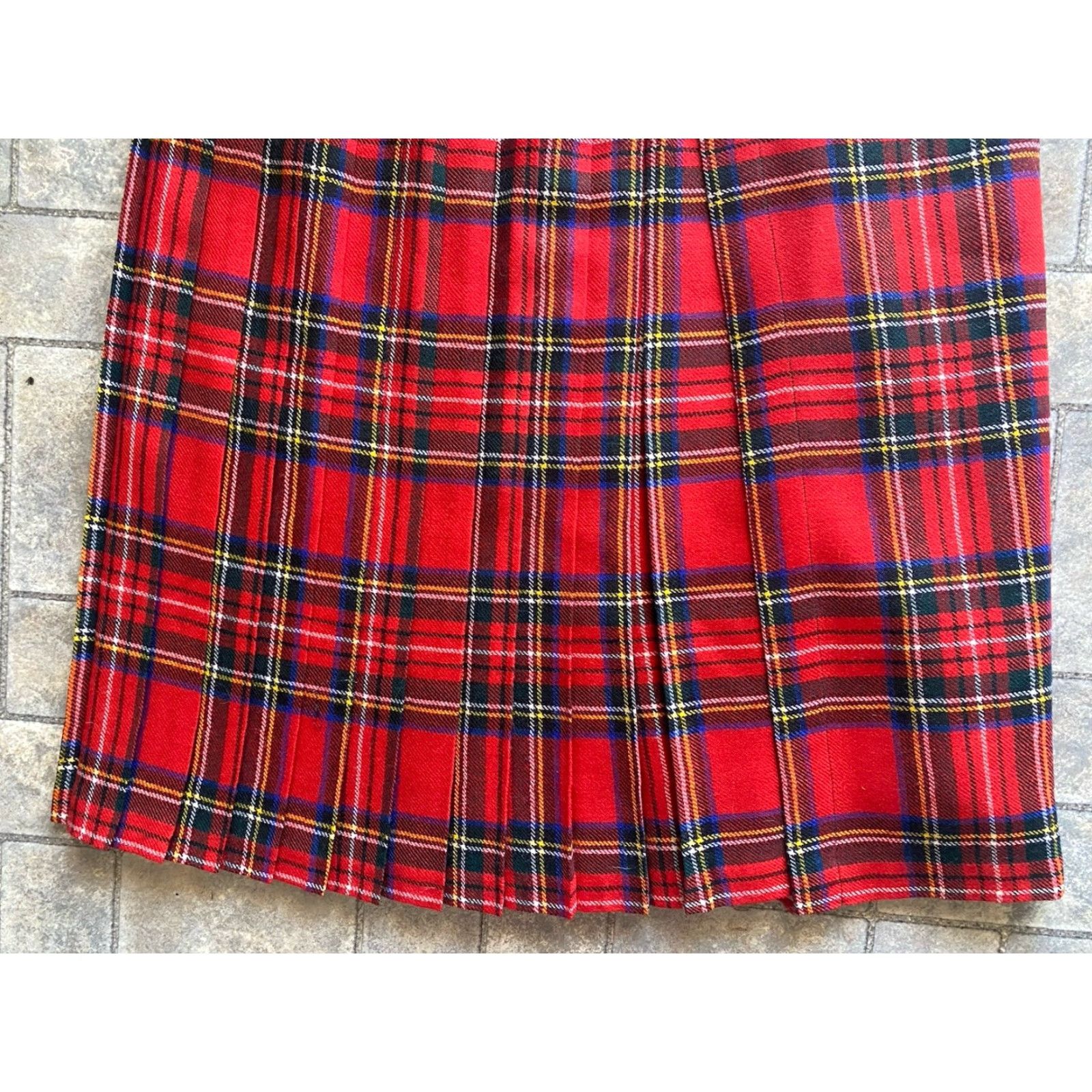 Industrie Highland Home Industries Skirt Women's 14 Red Plaid Wool Scotland 100% Pure Wool Multicolor Plaid Women Size 36" / US 14 / IT 50 - 2 Thumbnail